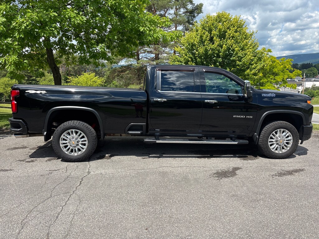 Used 2022 Chevrolet Silverado 2500 HD High Country Truck Crew Cab