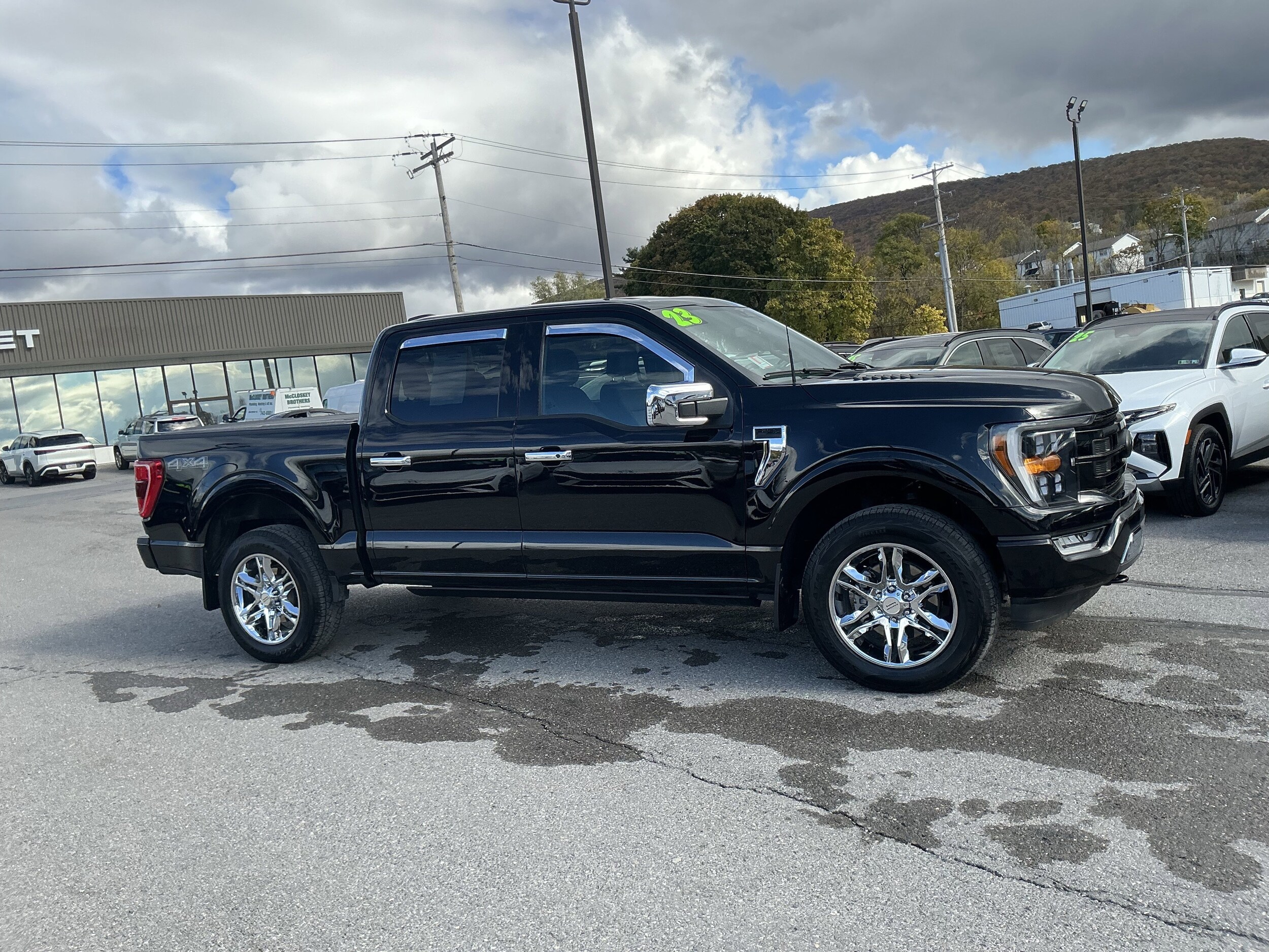 2023 Ford F-150 XL photo 3