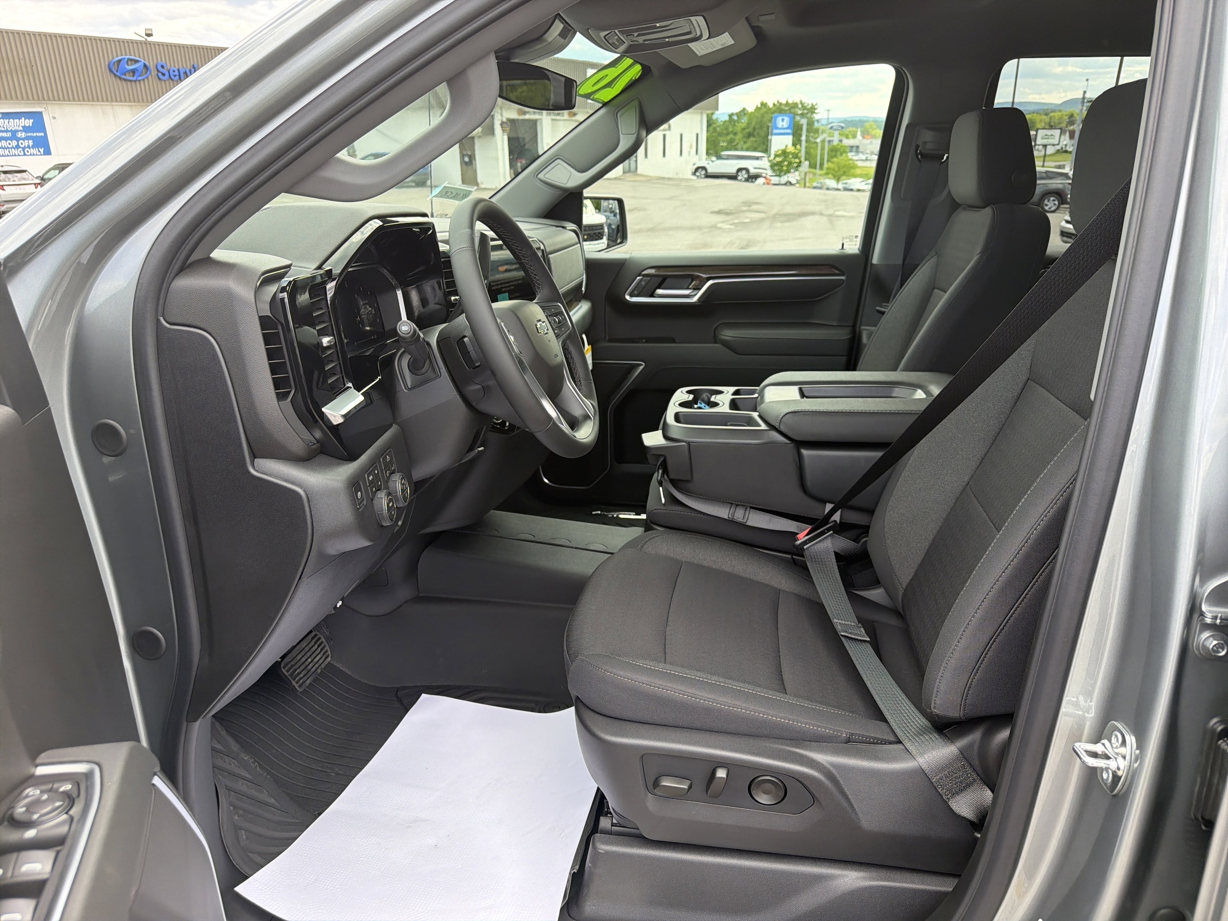 2026 Chevrolet Silverado 1500 RST - Photo 11