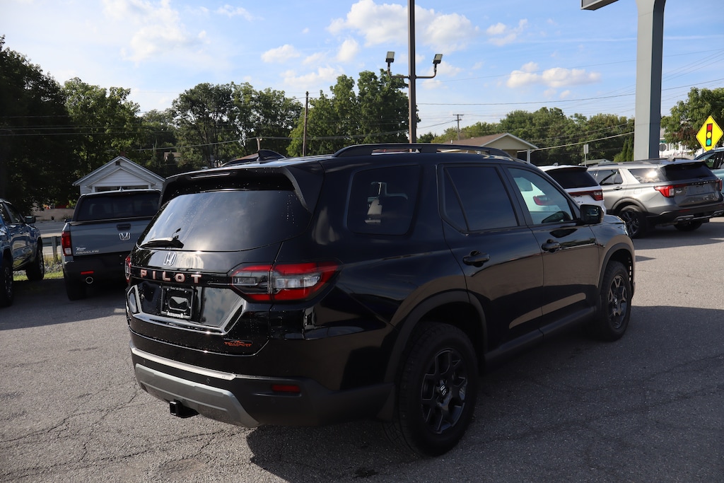 Used 2026 Honda Pilot TrailSport SUV