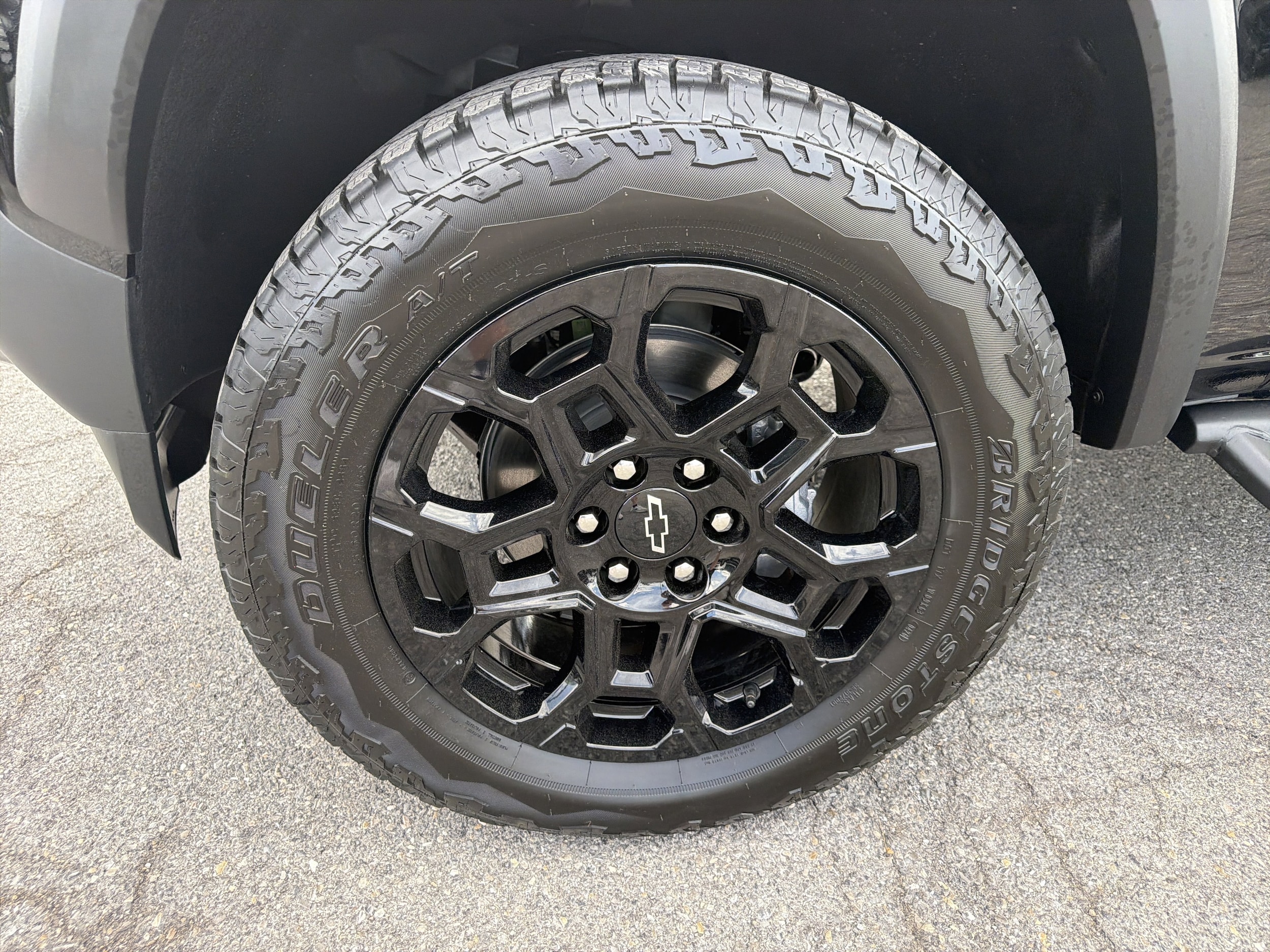 2026 Chevrolet Colorado Trail Boss - Photo 10
