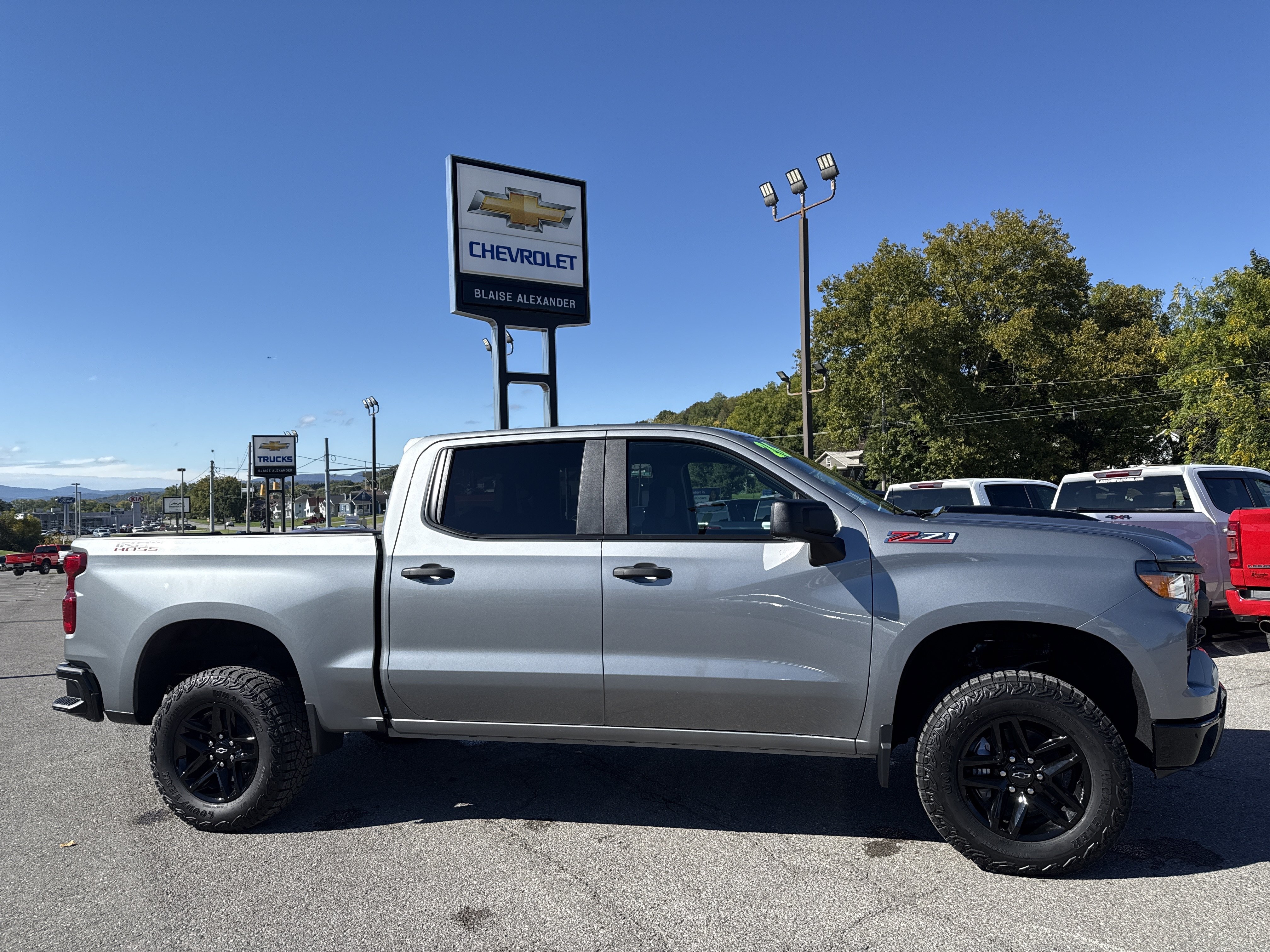 Used 2026 Chevrolet Silverado 1500 Custom Trail Boss Truck Crew Cab