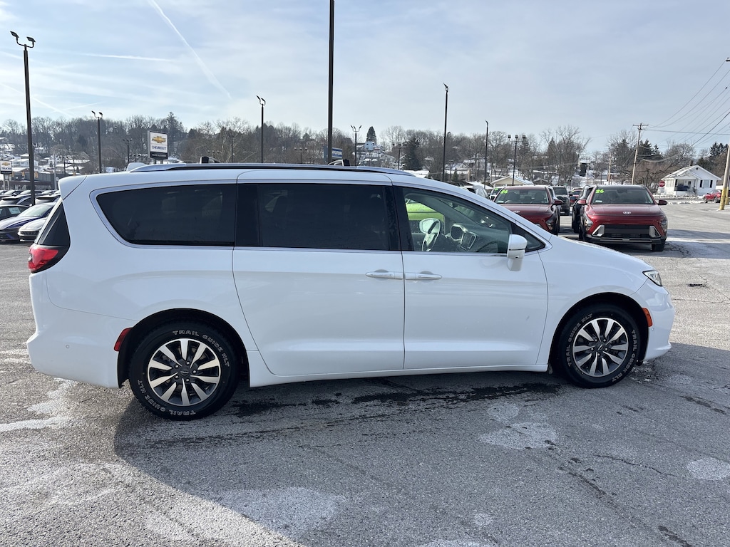 Used 2021 Chrysler Pacifica Hybrid Touring L Van Passenger Van