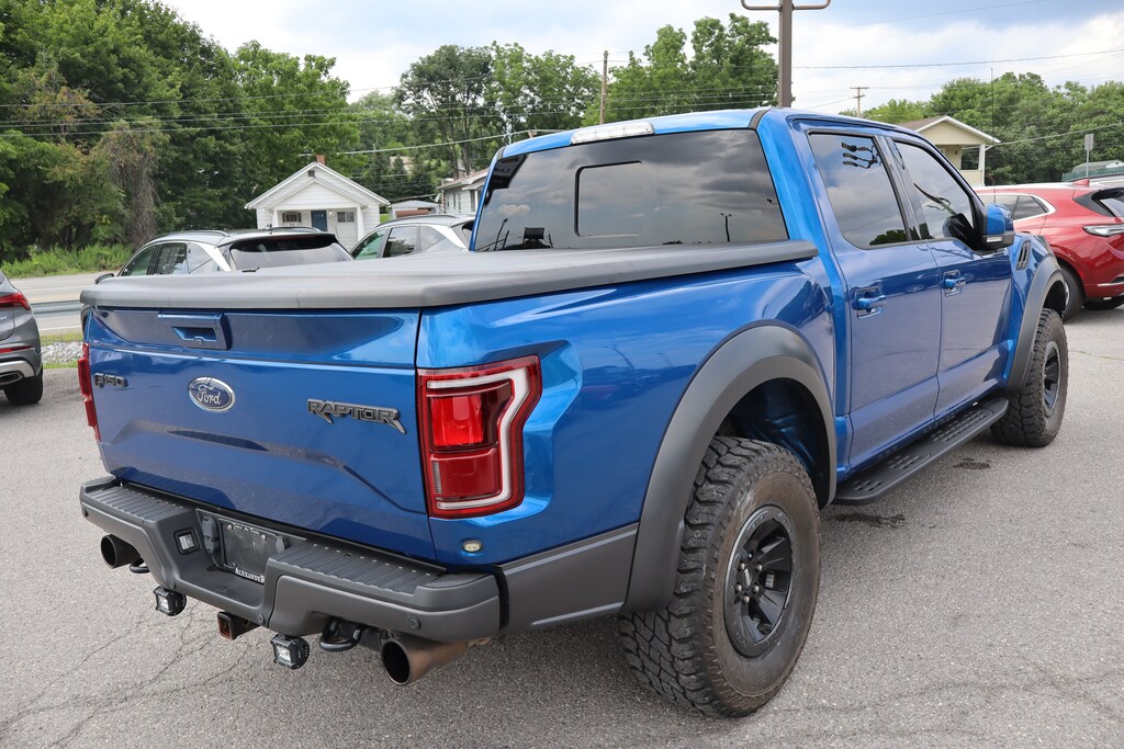 Used 2017 Ford F-150 Raptor Truck SuperCrew Cab