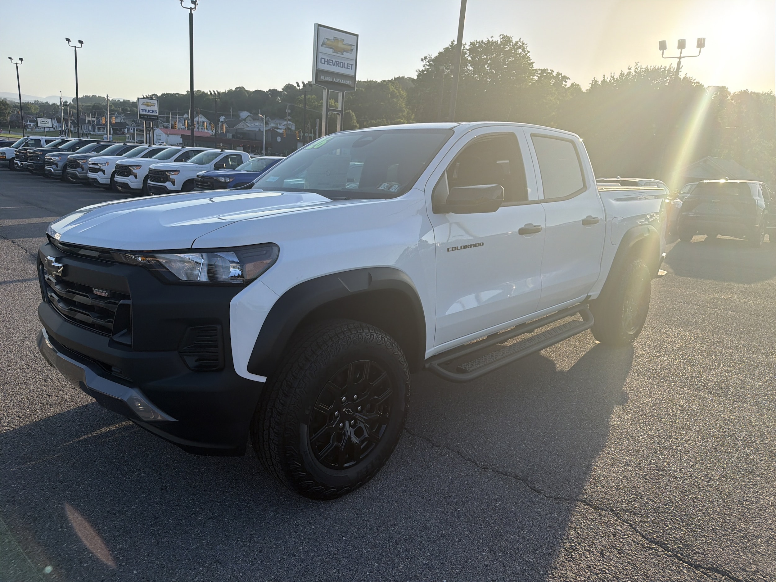 2026 Chevrolet Colorado Trail Boss - Photo 10