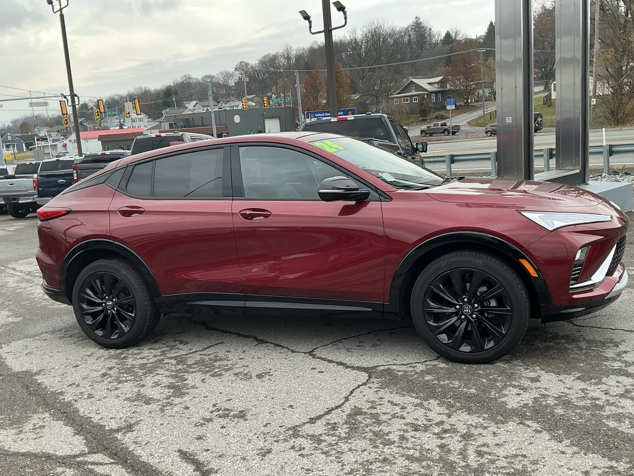 2024 Buick Envista ST photo 2