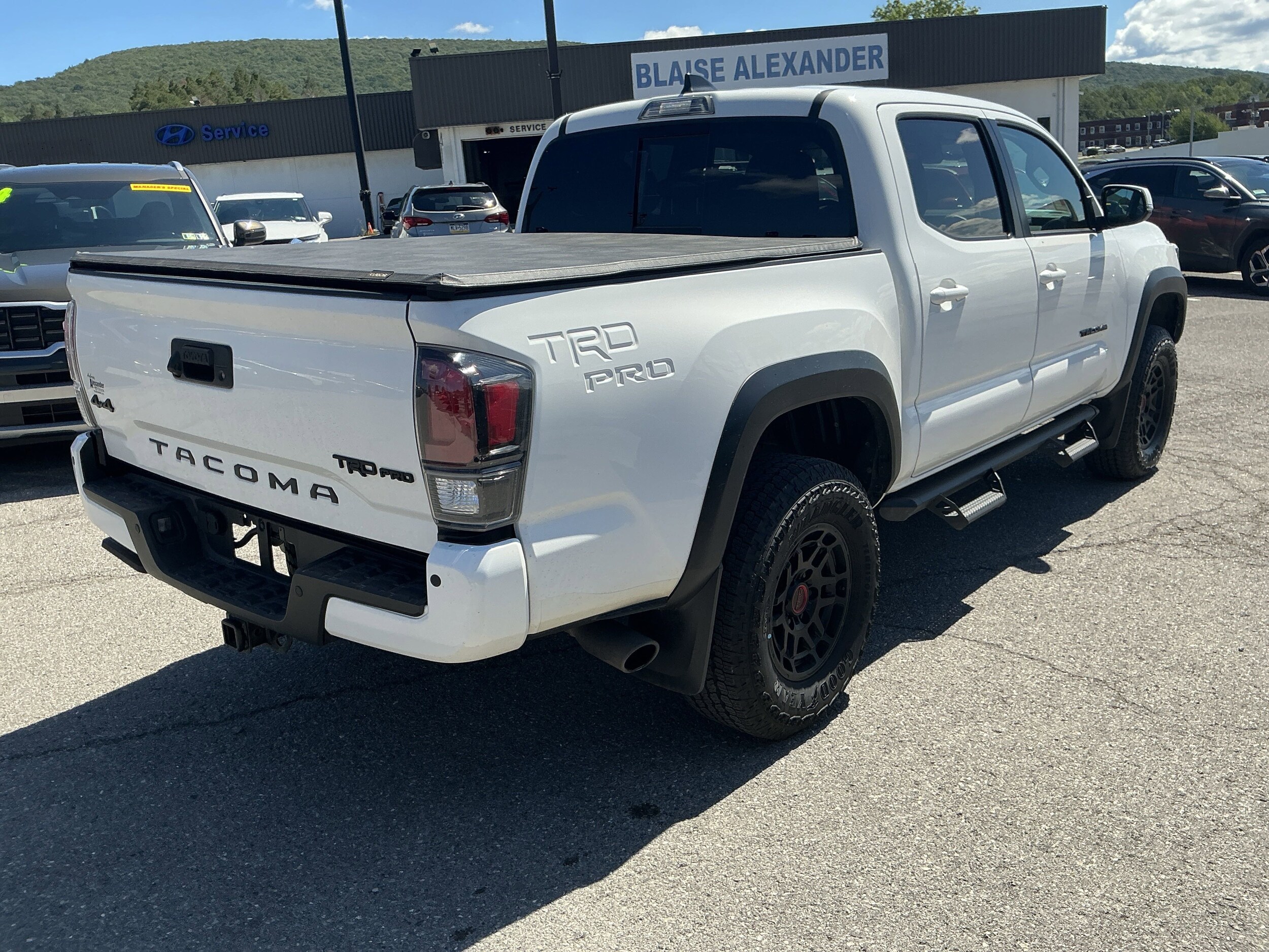 2023 Toyota Tacoma TRD Pro Double Cab SR photo 3