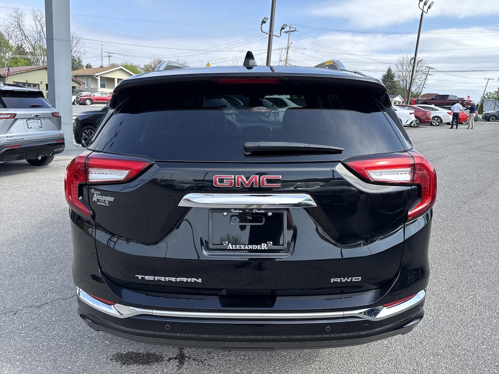 Used 2022 GMC Terrain Denali SUV