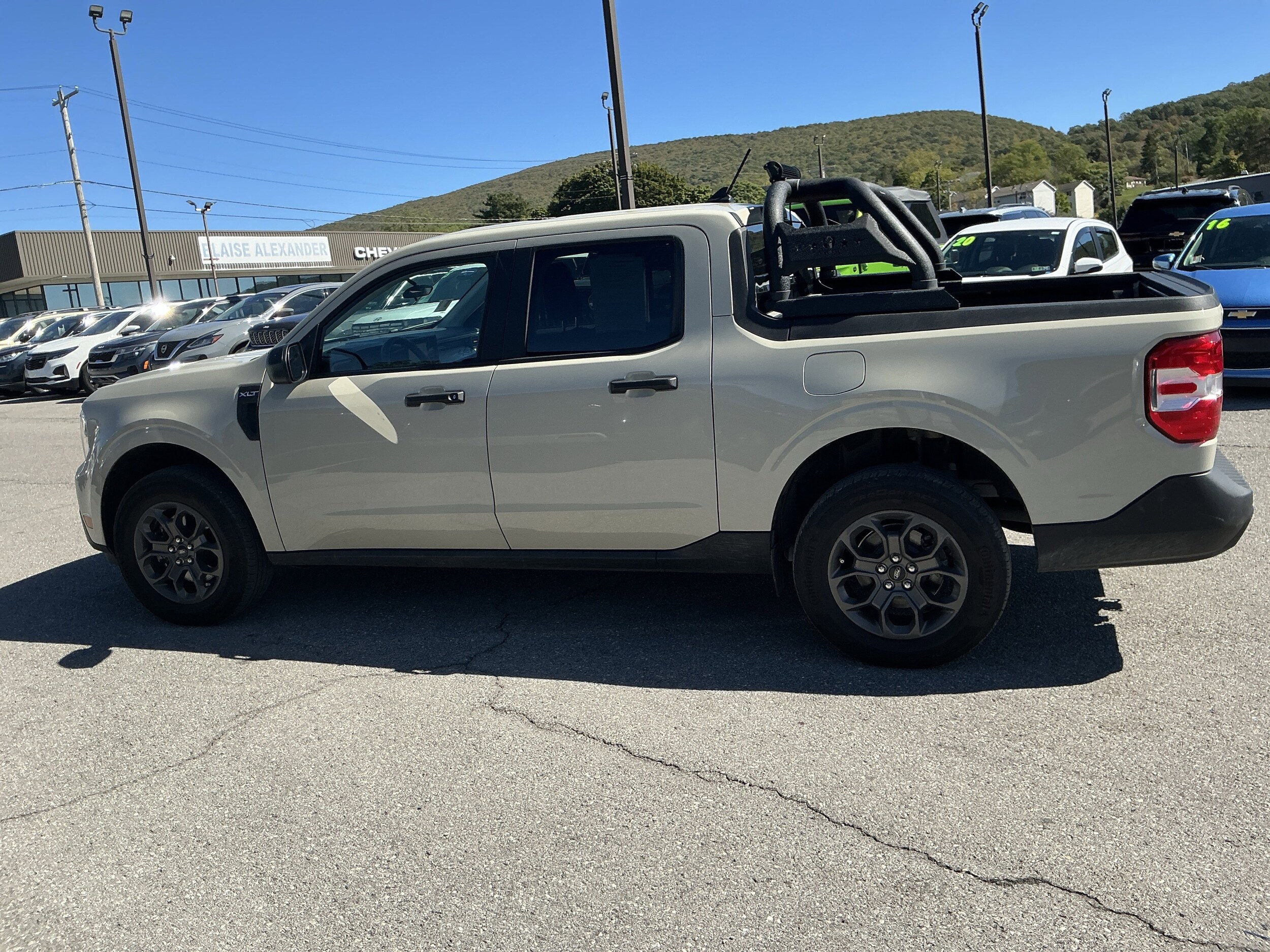 2024 Ford Maverick XLT photo 3