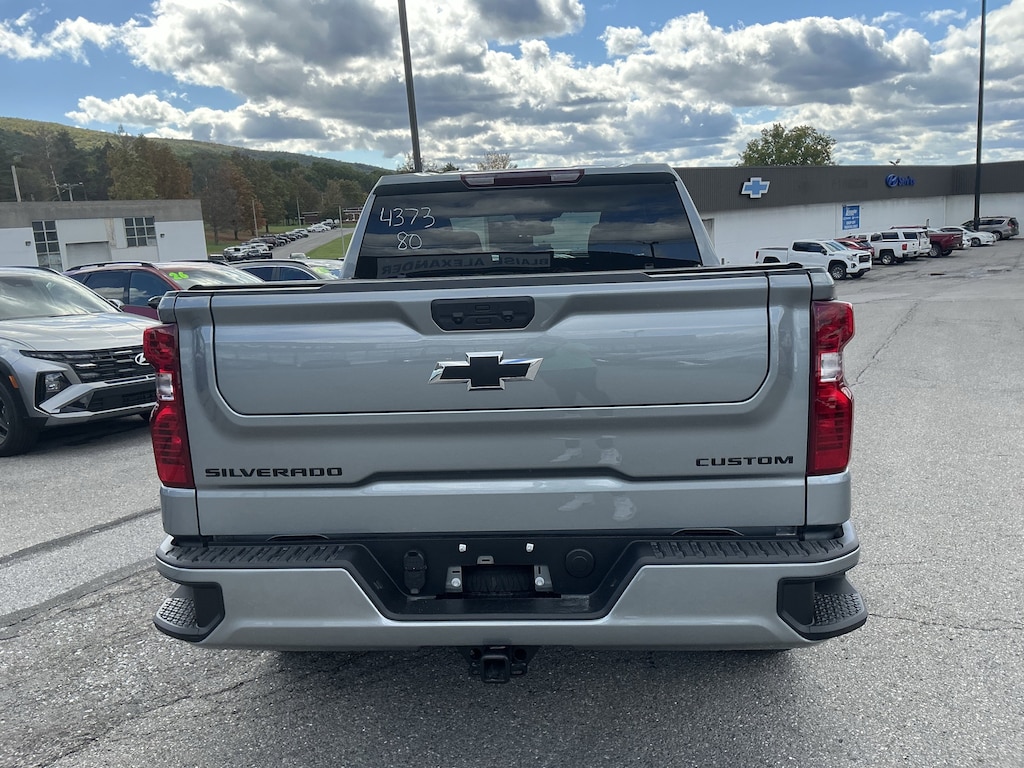 New 2026 Chevrolet Silverado 1500 Custom Truck