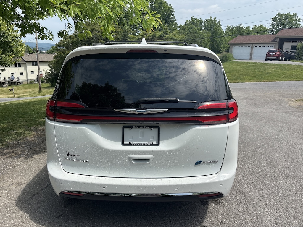 Used 2021 Chrysler Pacifica Hybrid Touring L Van Passenger Van