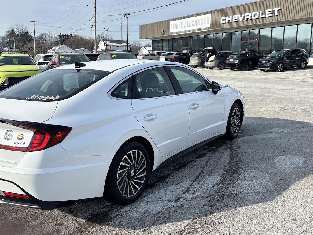 Used 2021 Hyundai Sonata Hybrid SEL Sedan