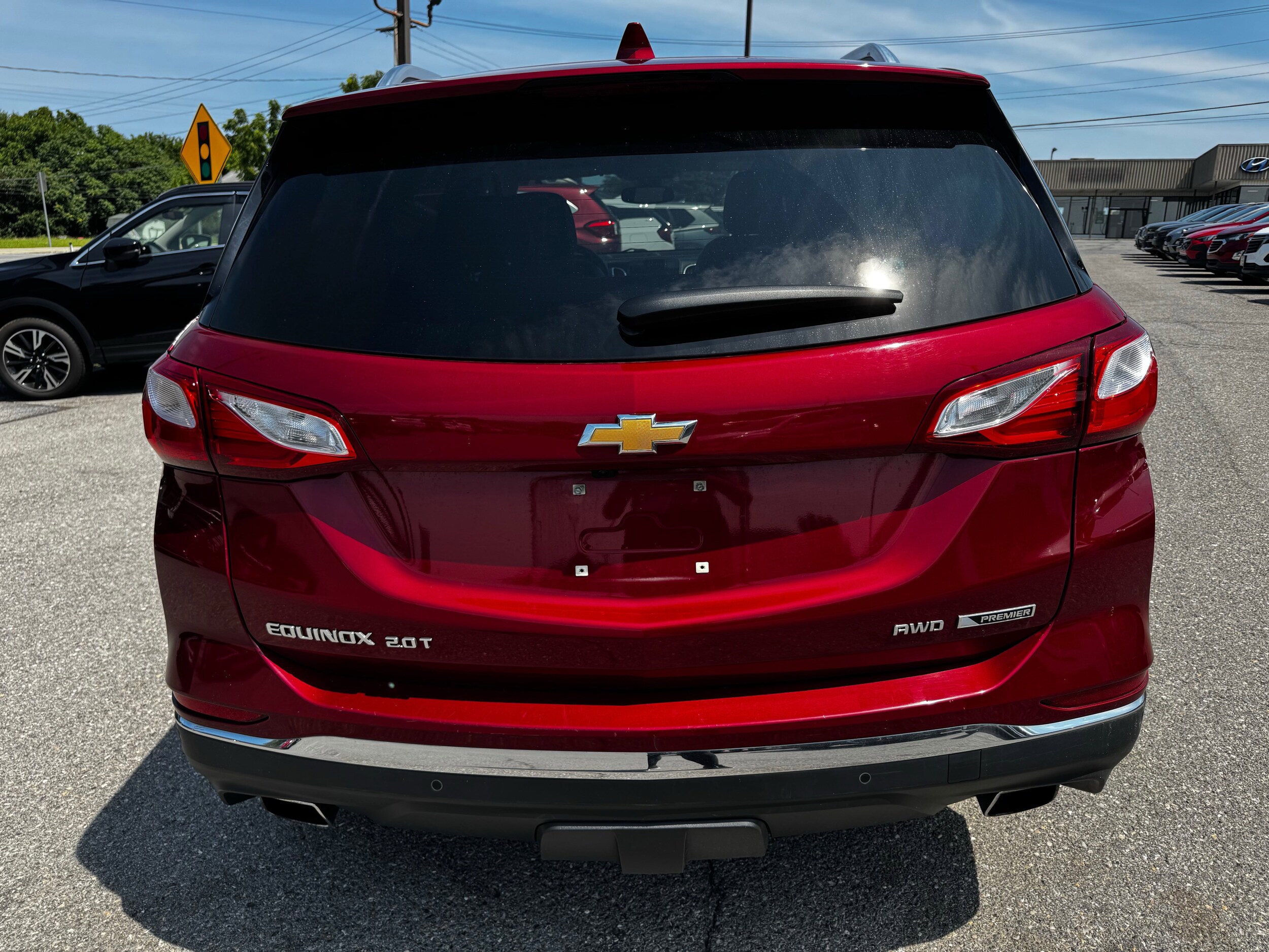 2018 Chevrolet Equinox Premier photo 2