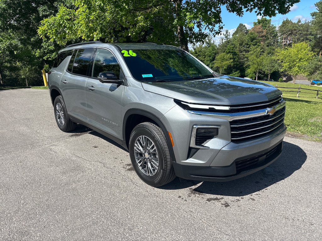 New 2026 Chevrolet Traverse LT SUV
