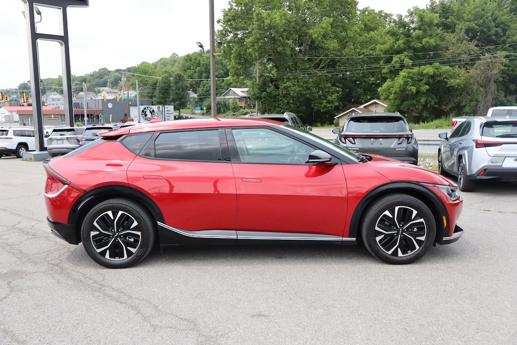 Used 2022 Kia EV6 Wind SUV