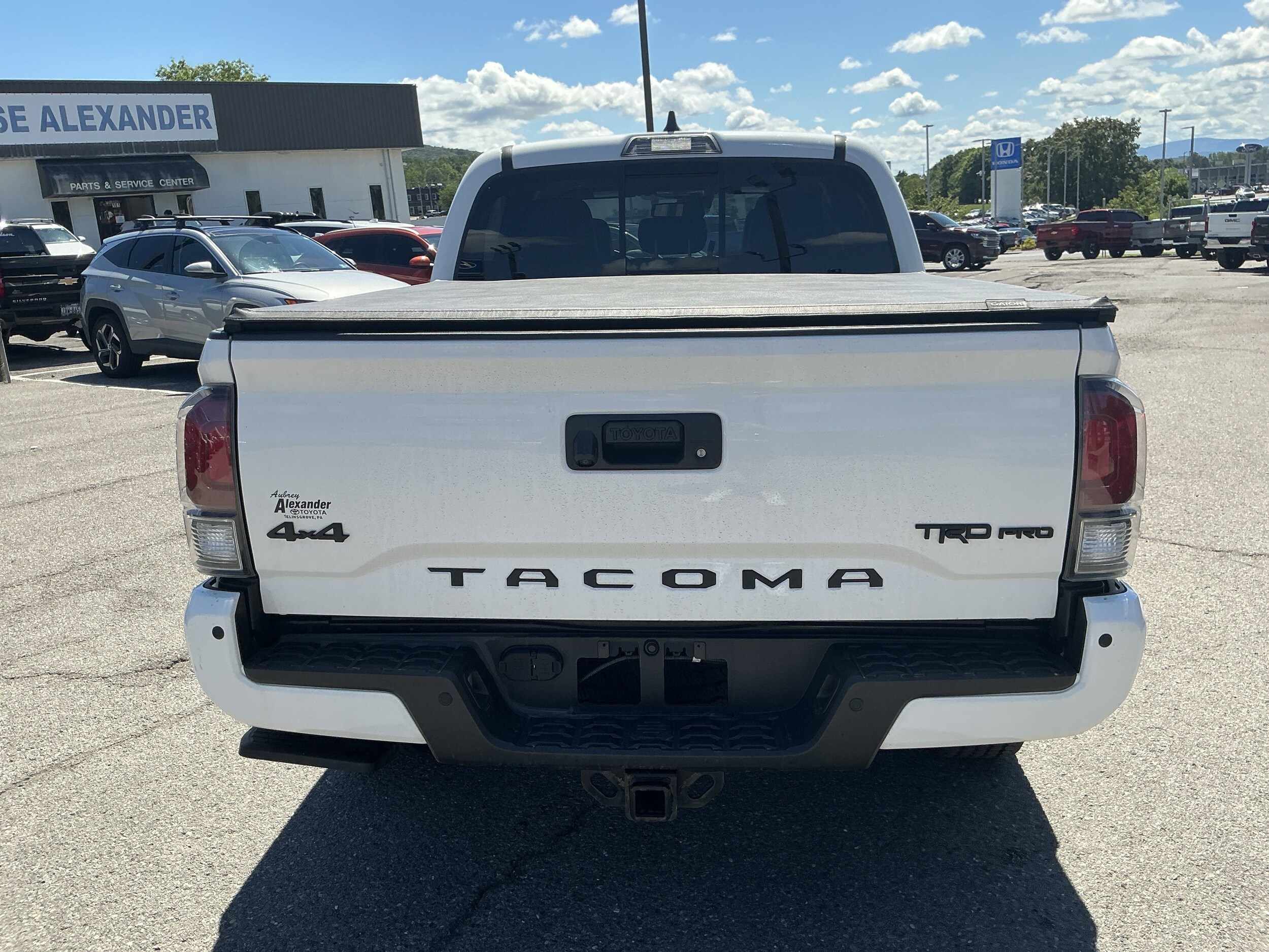 2023 Toyota Tacoma TRD Pro Double Cab SR photo 4