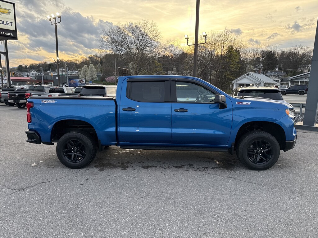 Used 2022 Chevrolet Silverado 1500 LT Trail Boss Truck Crew Cab