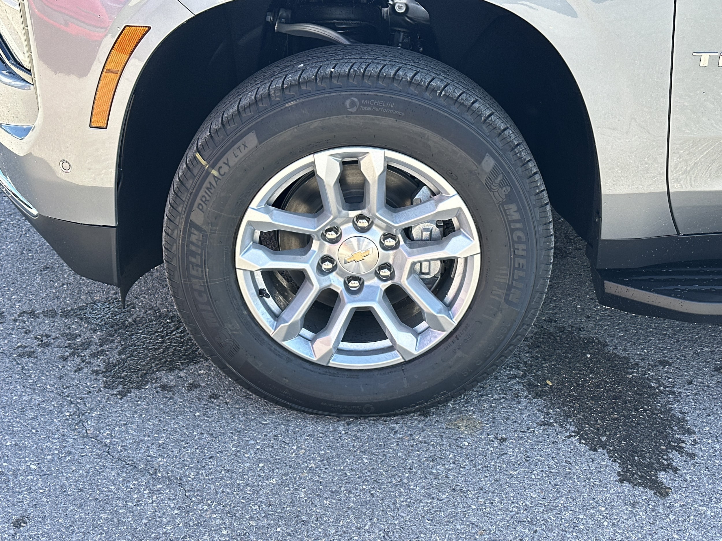 2027 Chevrolet Tahoe LT - Photo 11