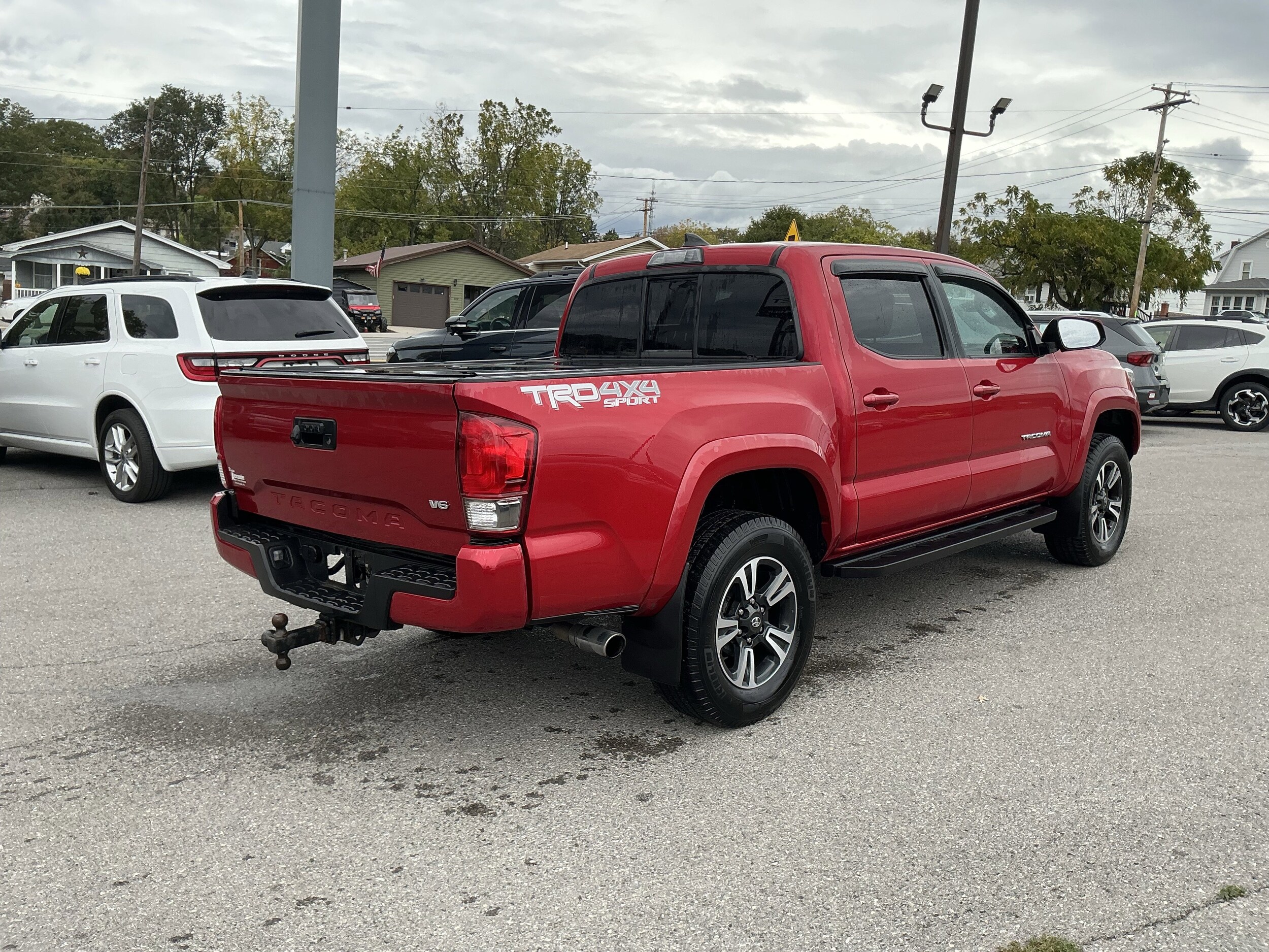 2016 Toyota Tacoma SR photo 2