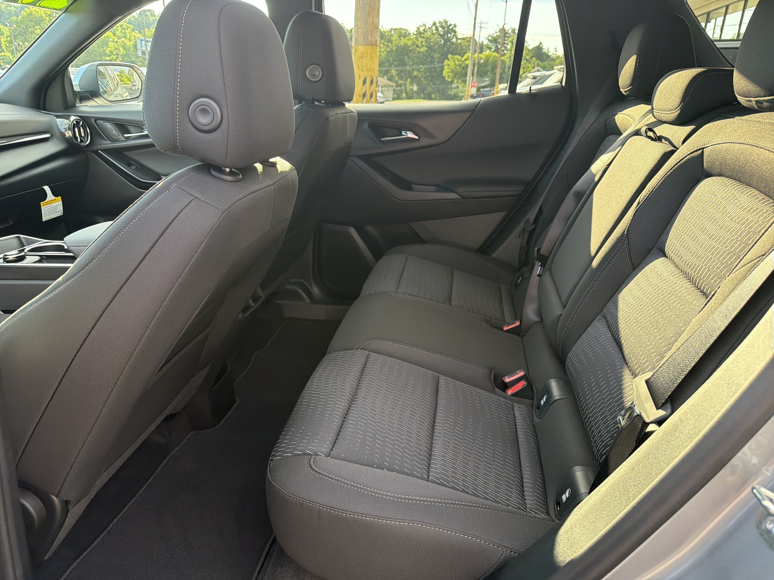 2027 Chevrolet Equinox LT - Photo 16