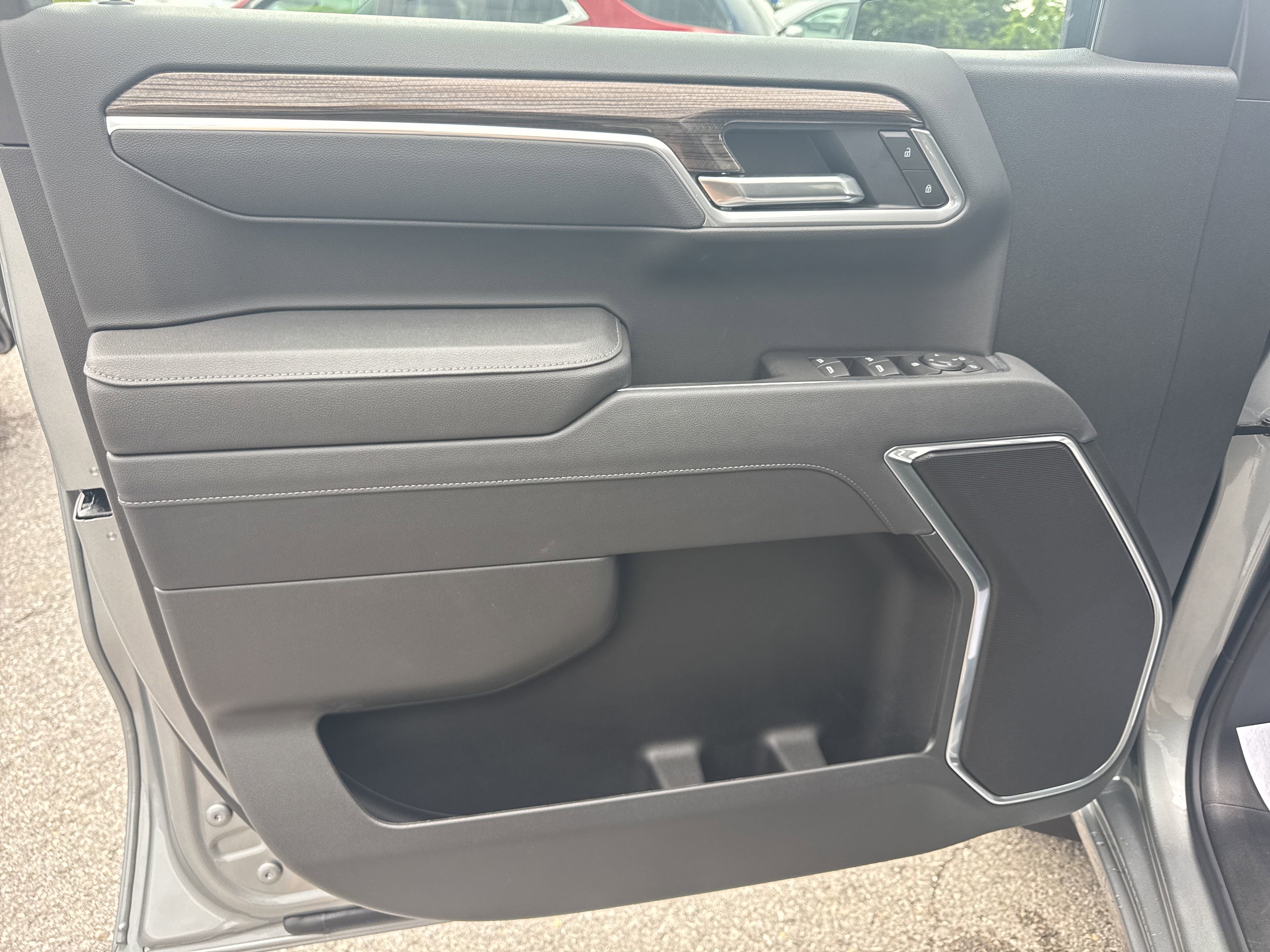 2025 Chevrolet Silverado 1500 RST - Photo 13