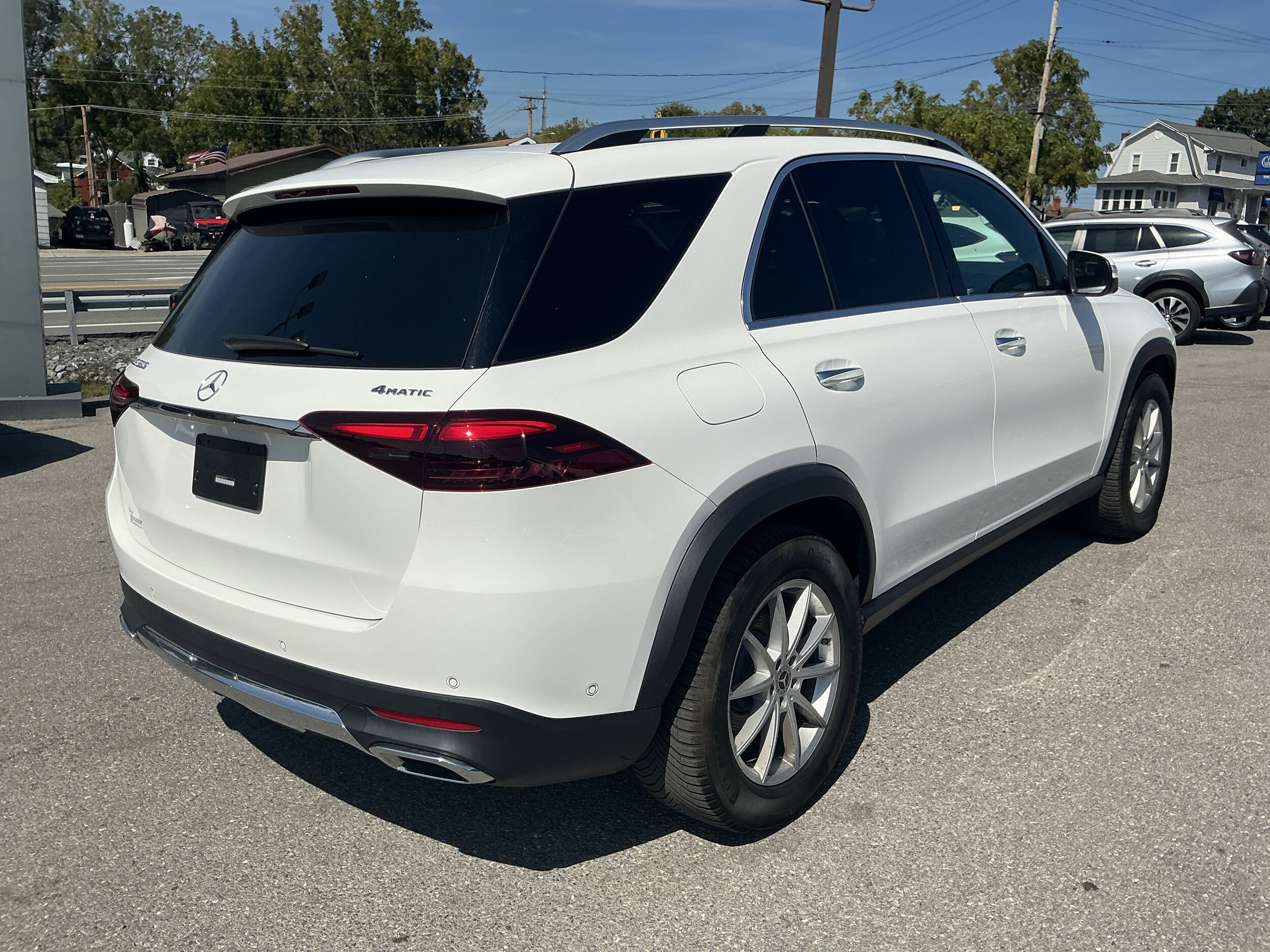 2024 Mercedes Benz GLE 350 4MATIC photo 2