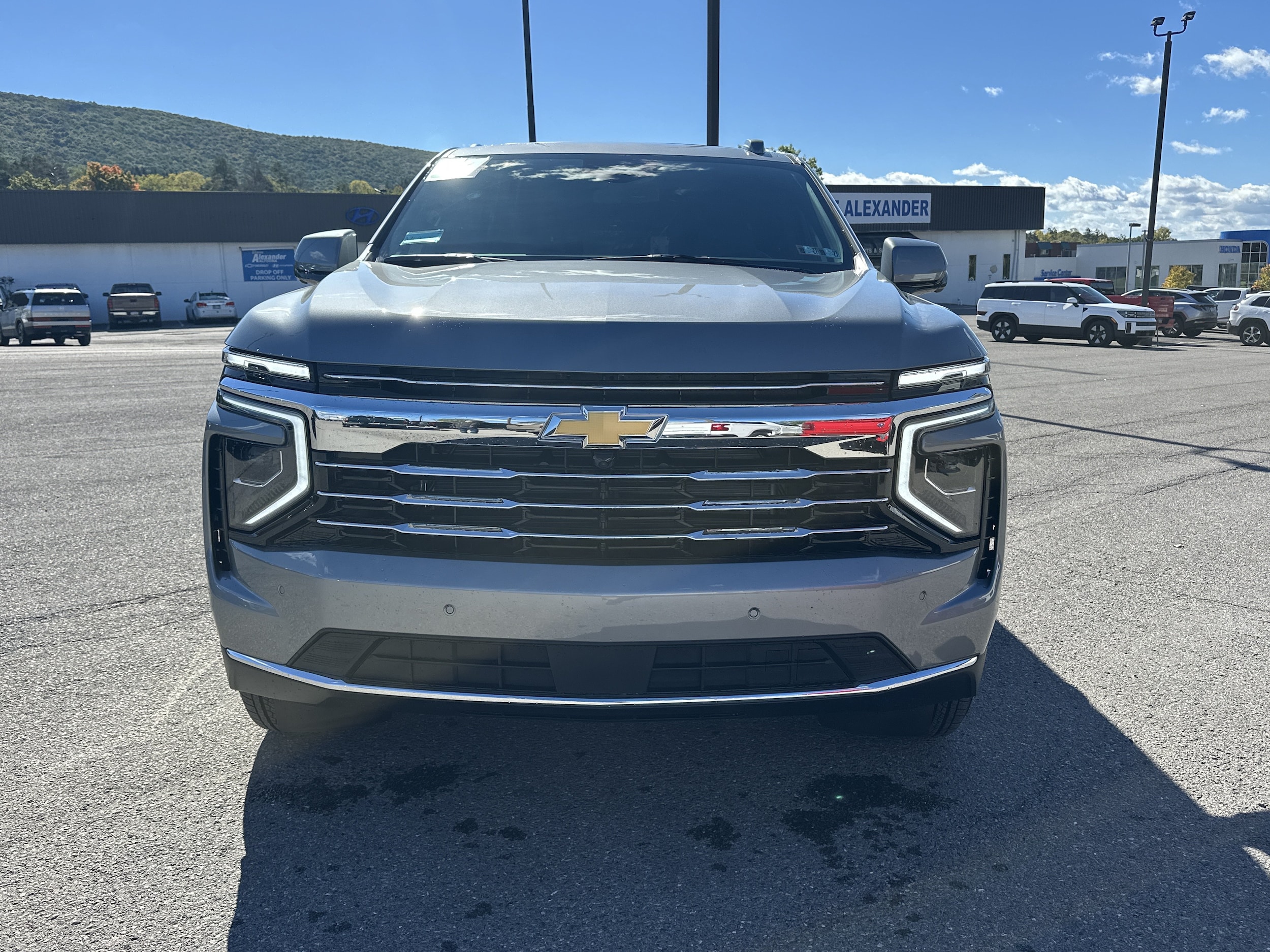2027 Chevrolet Tahoe LT - Photo 9