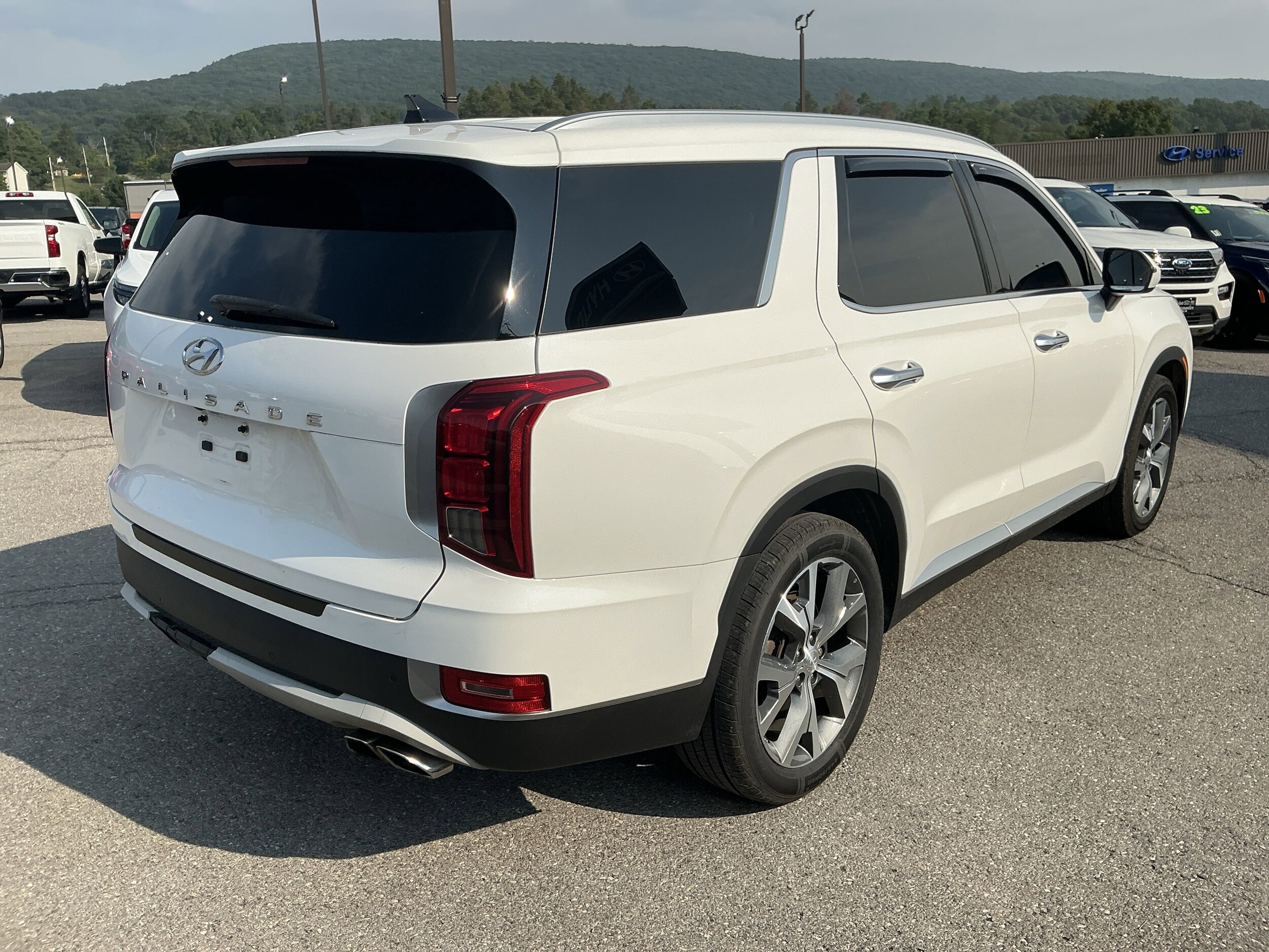 2022 Hyundai Palisade SEL photo 2