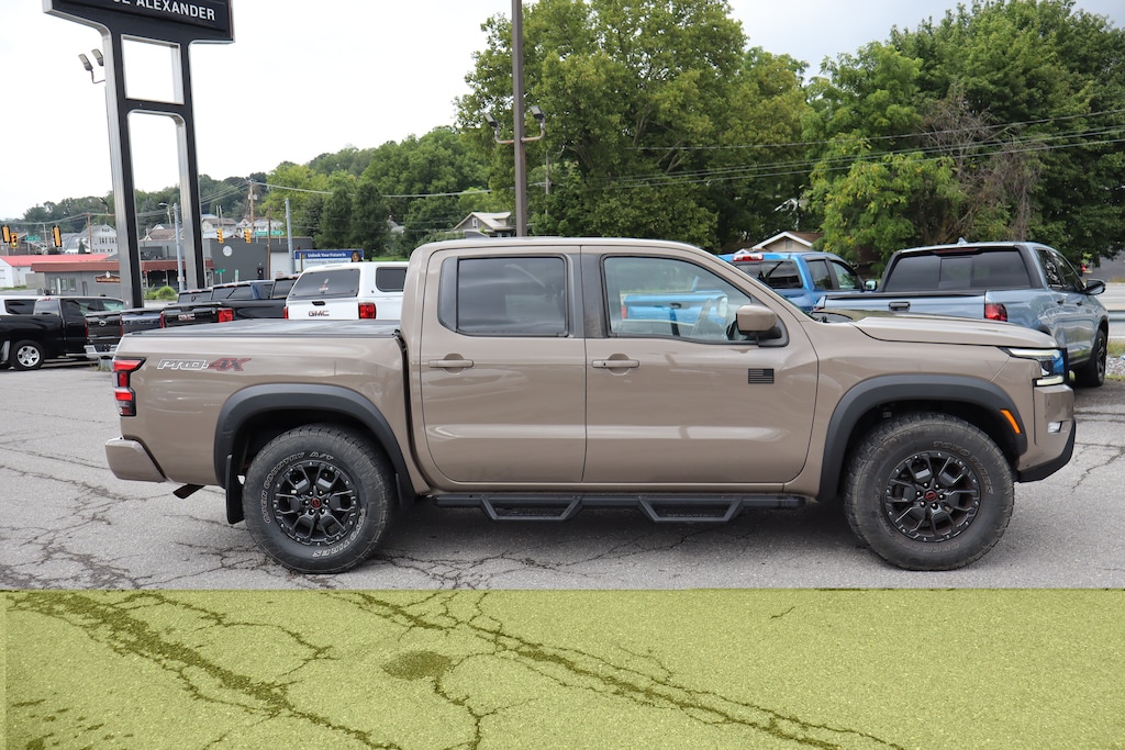 Used 2023 Nissan Frontier PRO-4X Truck Crew Cab