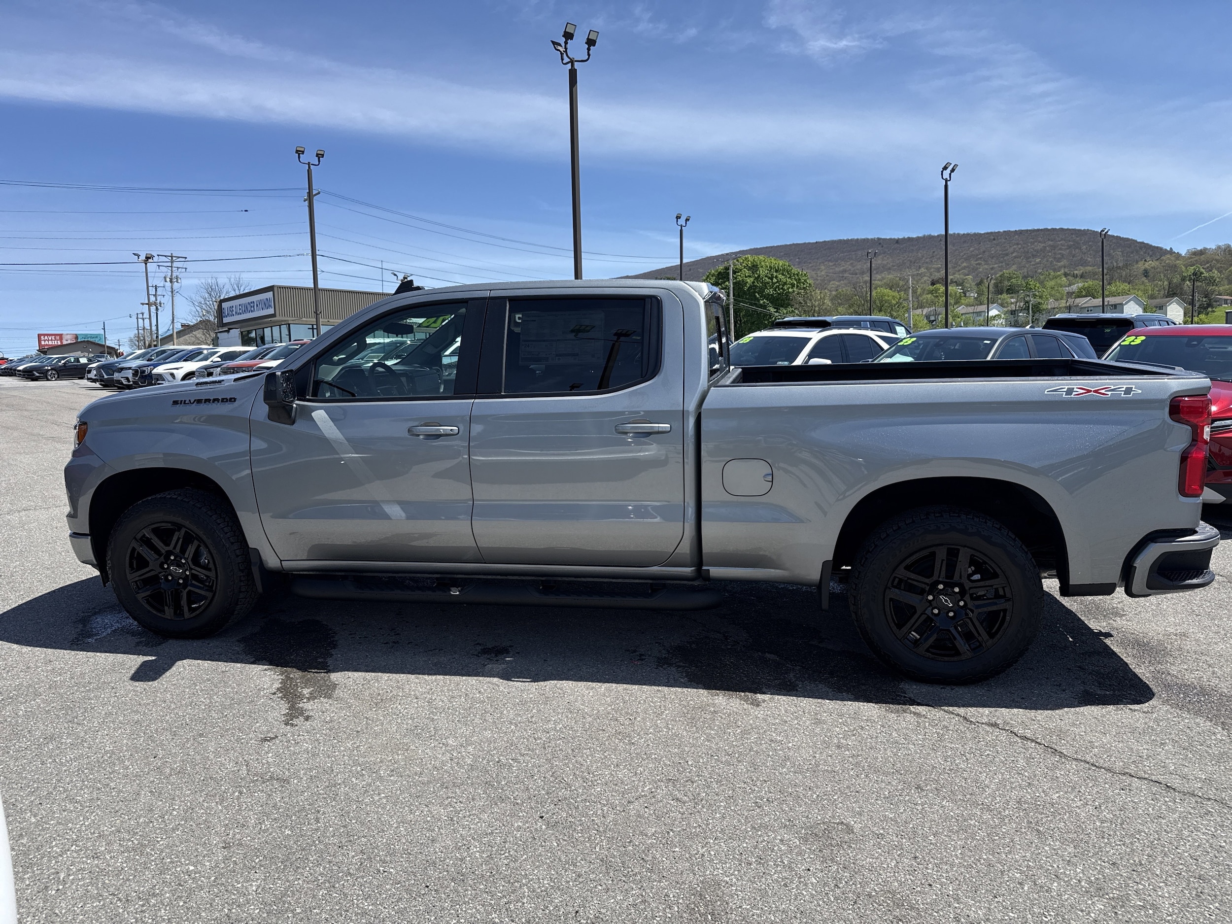 2026 Chevrolet Silverado 1500 RST - Photo 7