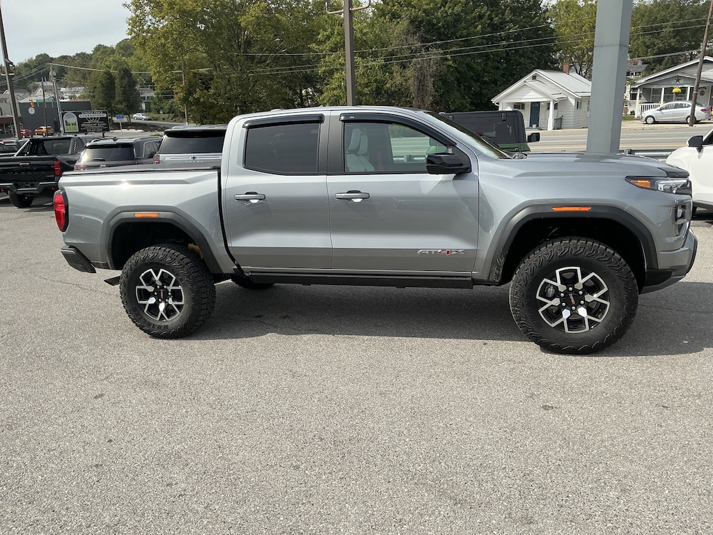 Used 2025 GMC Canyon AT4 Truck Crew Cab
