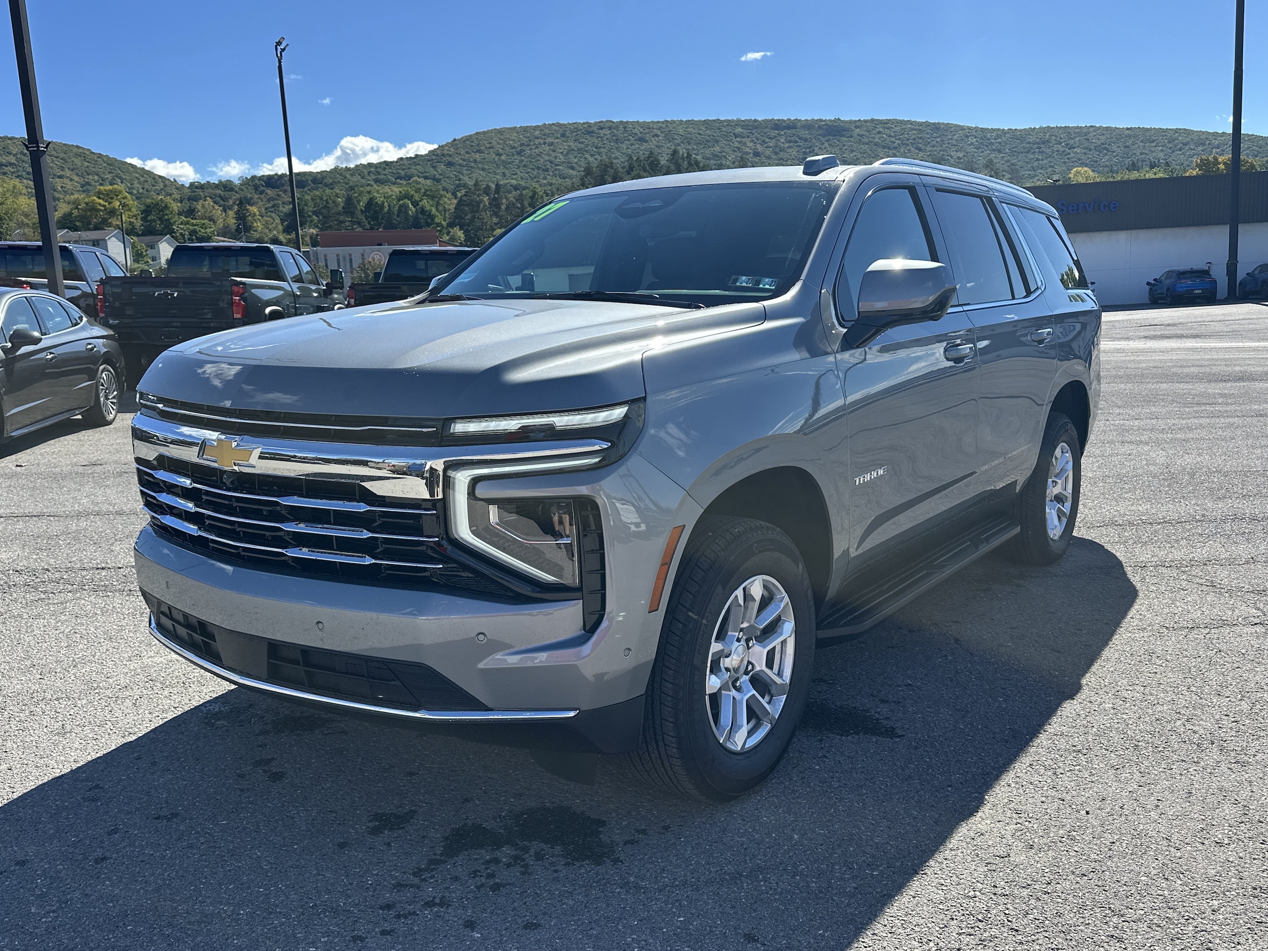 2027 Chevrolet Tahoe LT - Photo 8