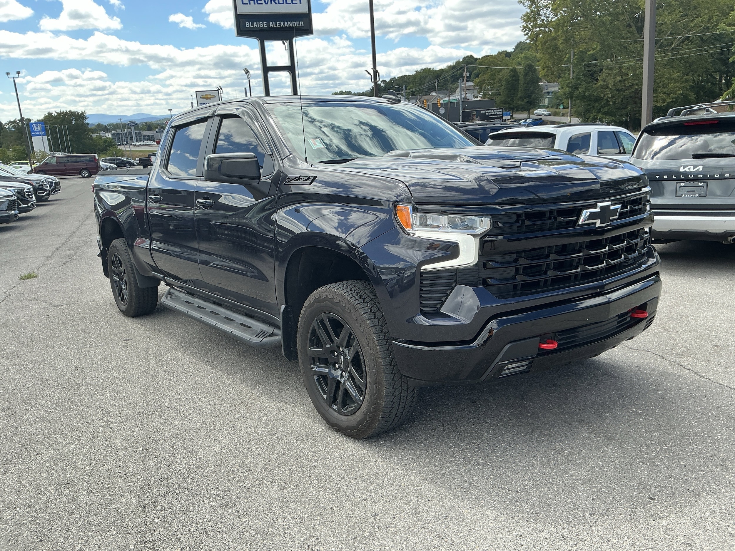 2024 Chevrolet Silverado 1500 LT Trail Boss