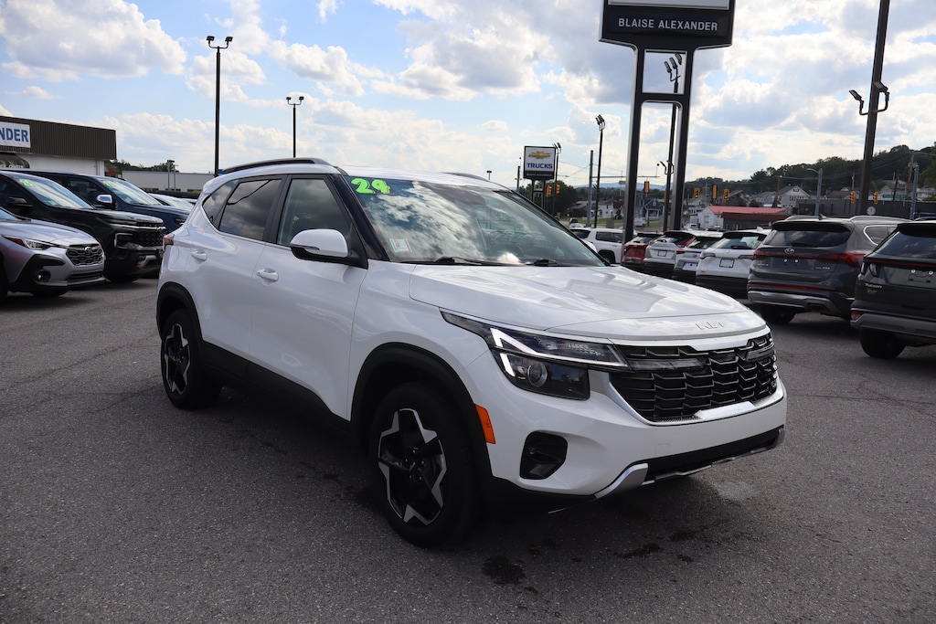 Used 2024 Kia Seltos EX SUV