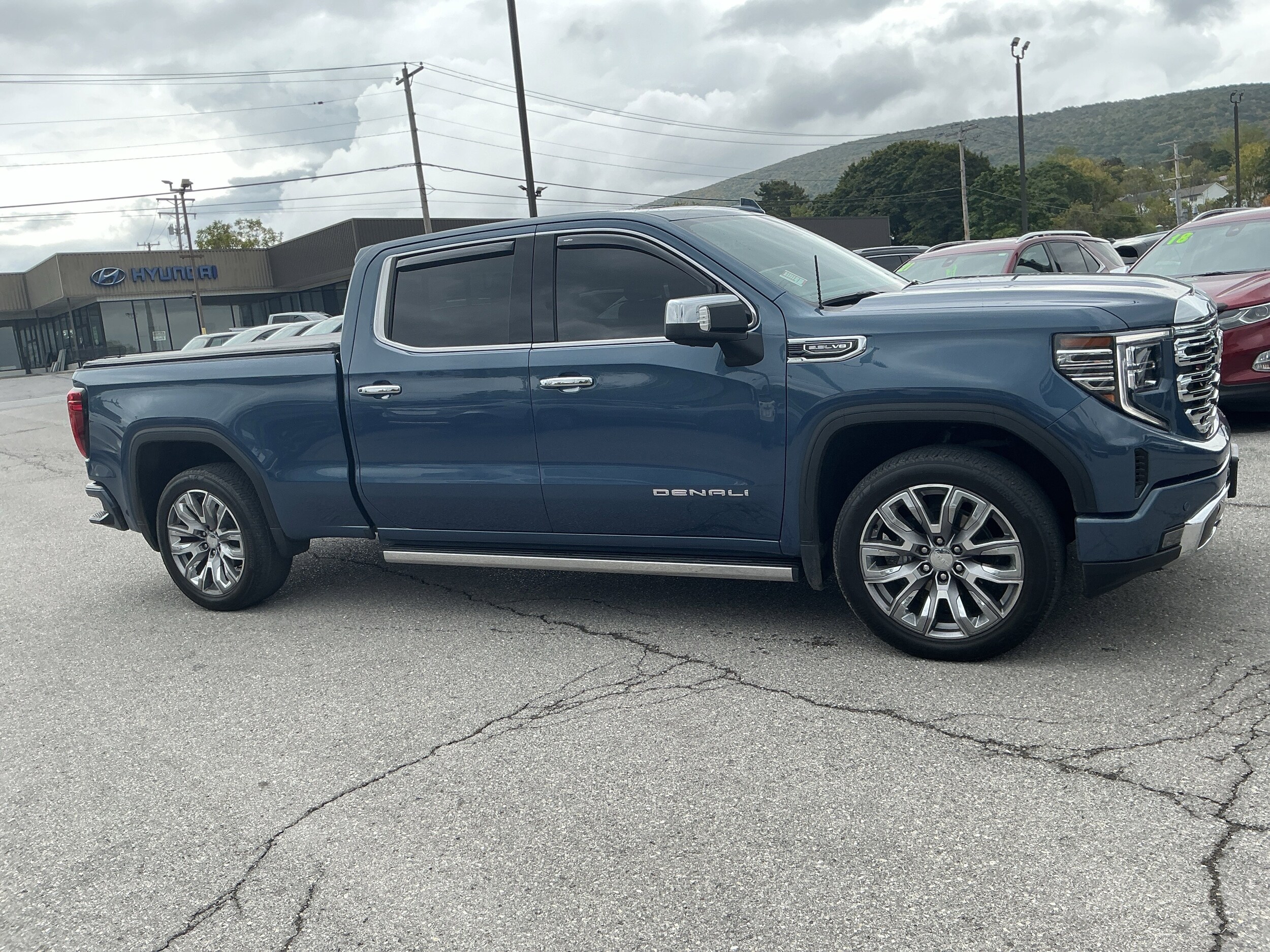 2024 Gmc Sierra 1500 Denali photo 2