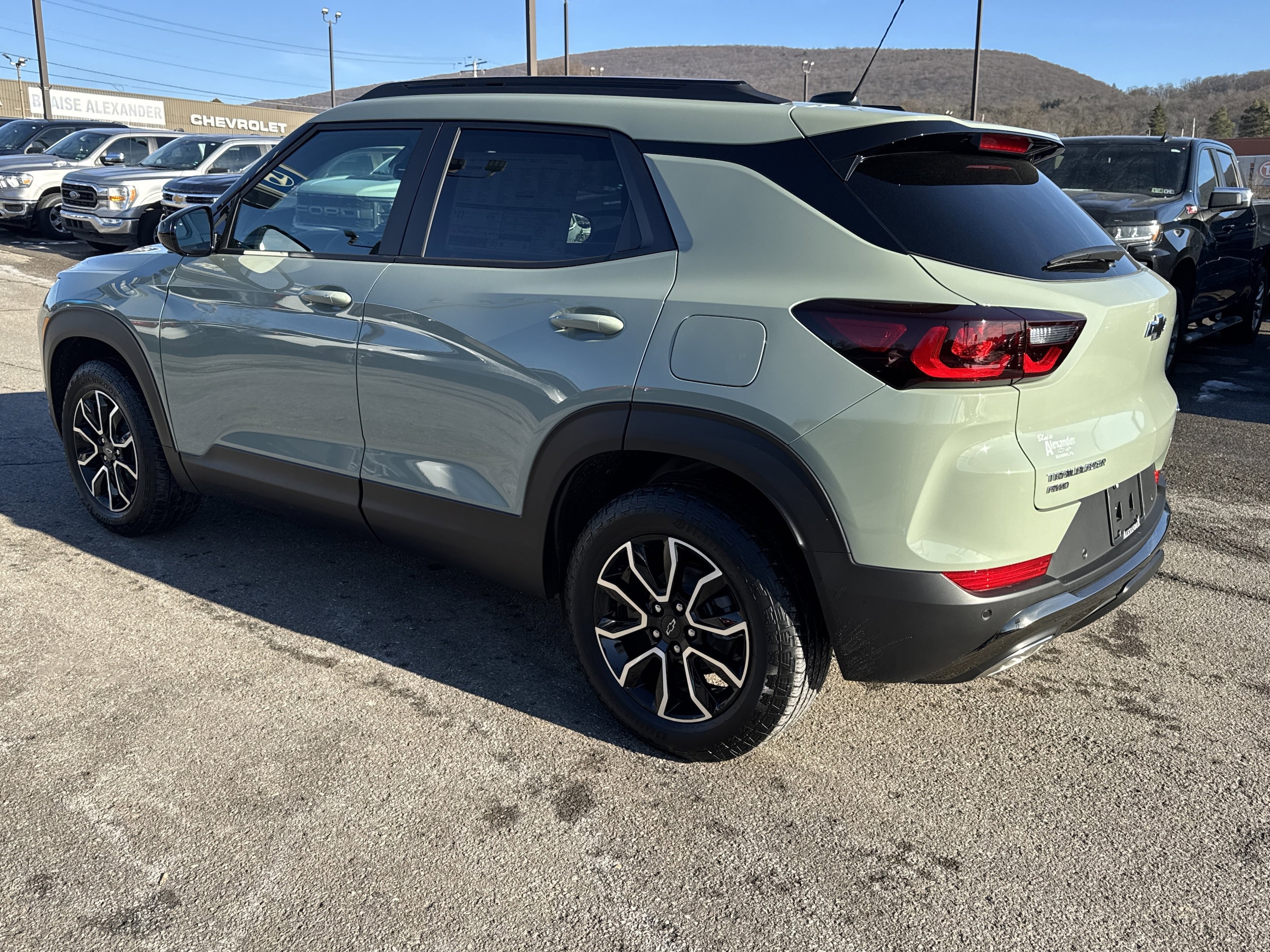 2026 Chevrolet Trailblazer Activ's photo