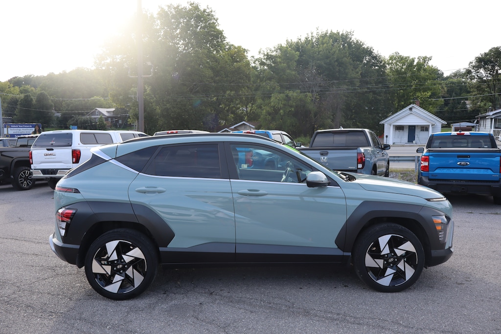 Used 2024 Hyundai Kona Limited SUV