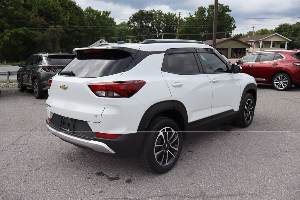 Used 2024 Chevrolet Trailblazer LT SUV