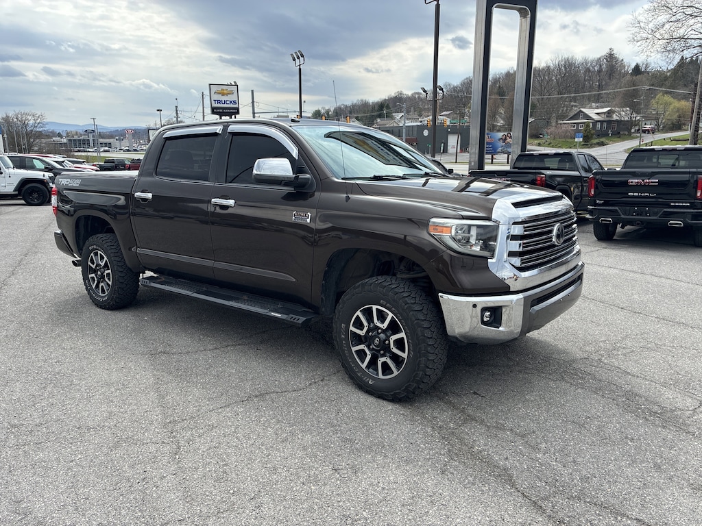 Used 2018 Toyota Tundra 4WD SR5 Truck CrewMax