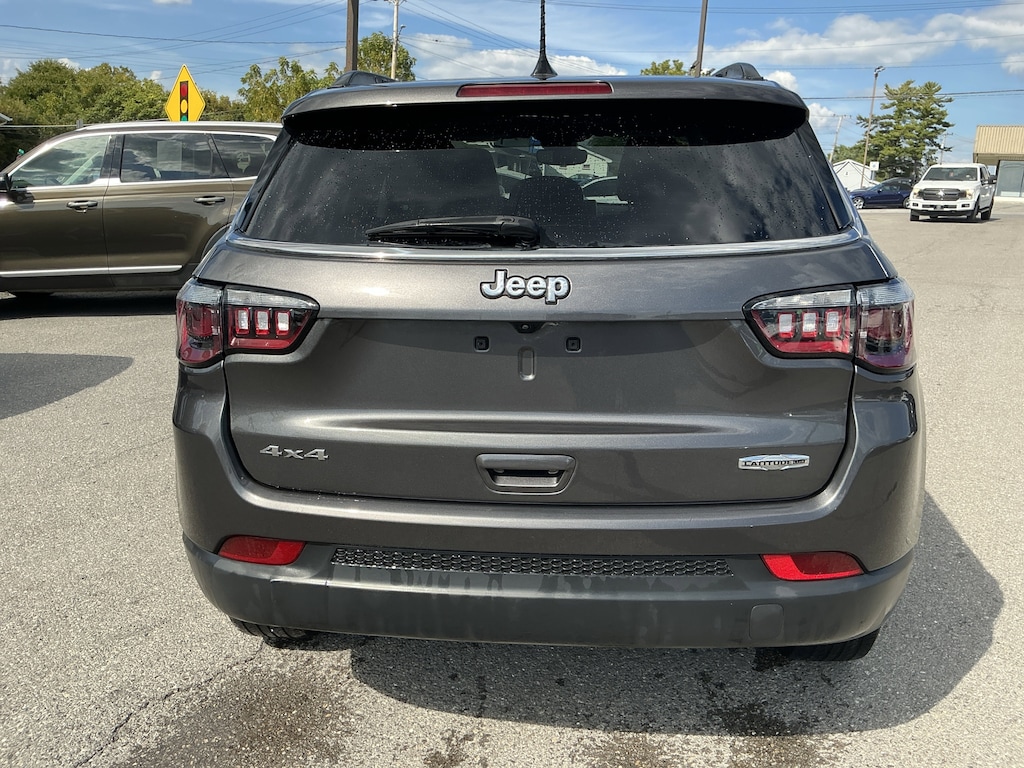 Used 2022 Jeep Compass Latitude Lux SUV