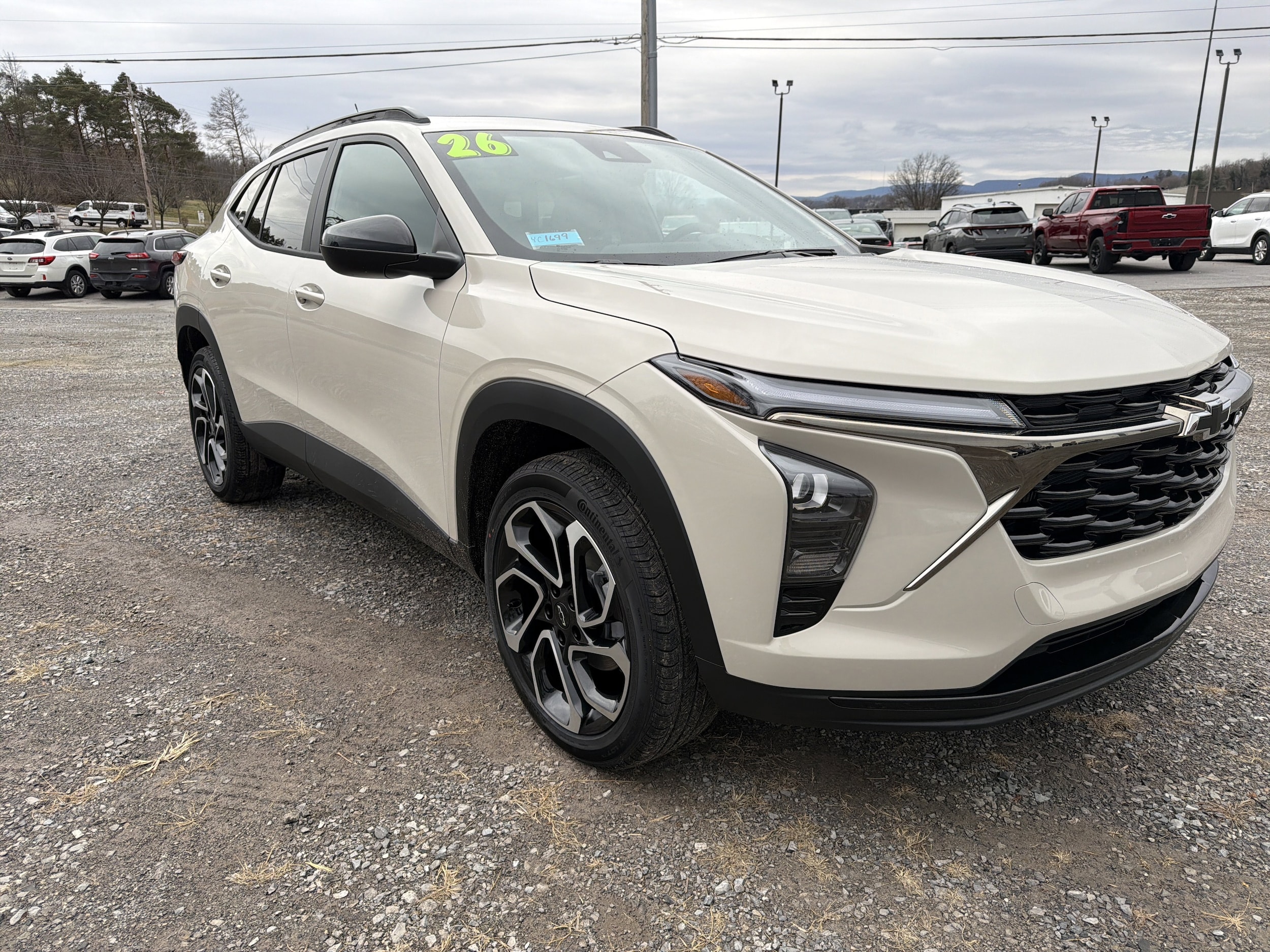 2026 Chevrolet Trax RS's photo