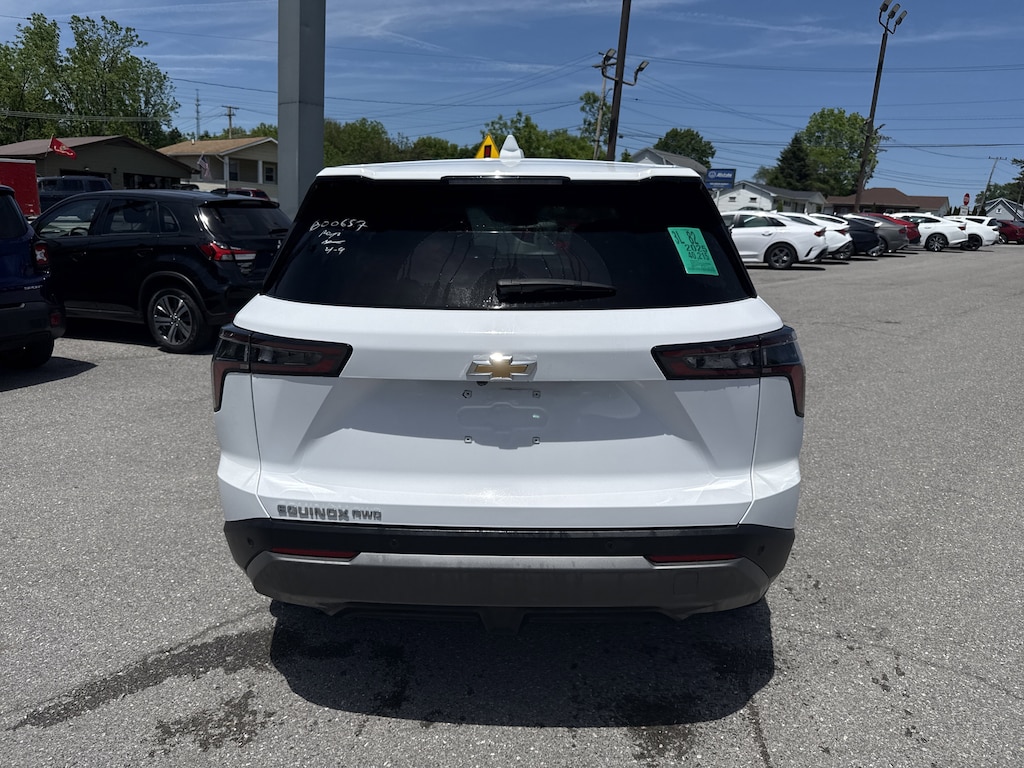 Used 2025 Chevrolet Equinox LT SUV