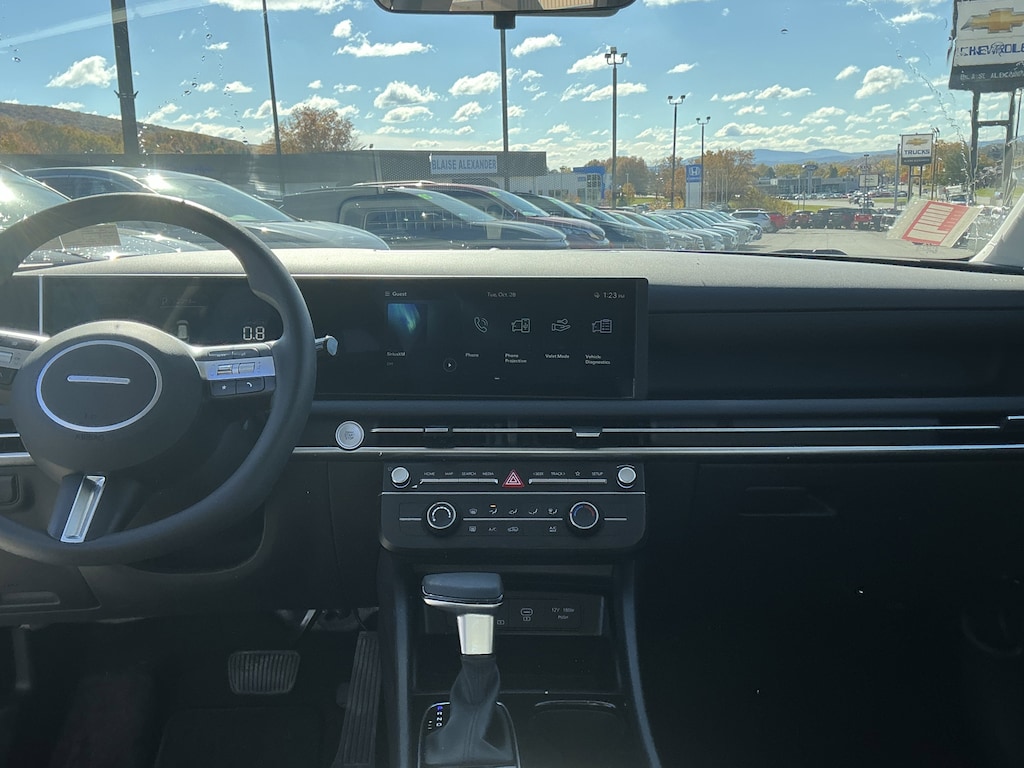 Used 2025 Hyundai Tucson SE SUV