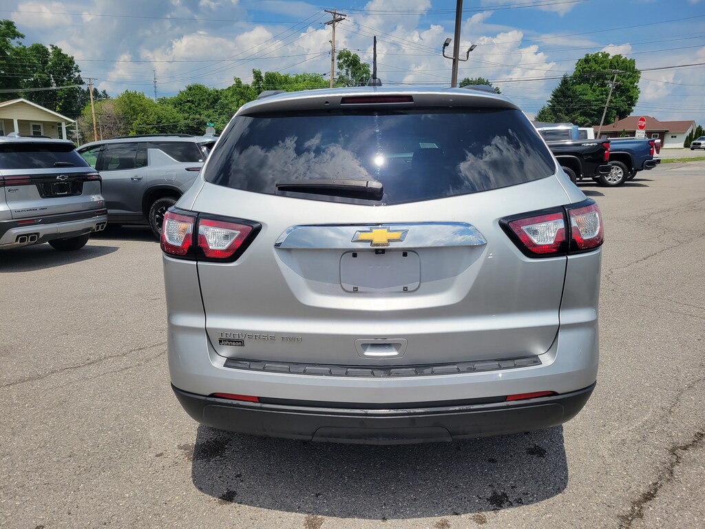 Used 2017 Chevrolet Traverse LS SUV