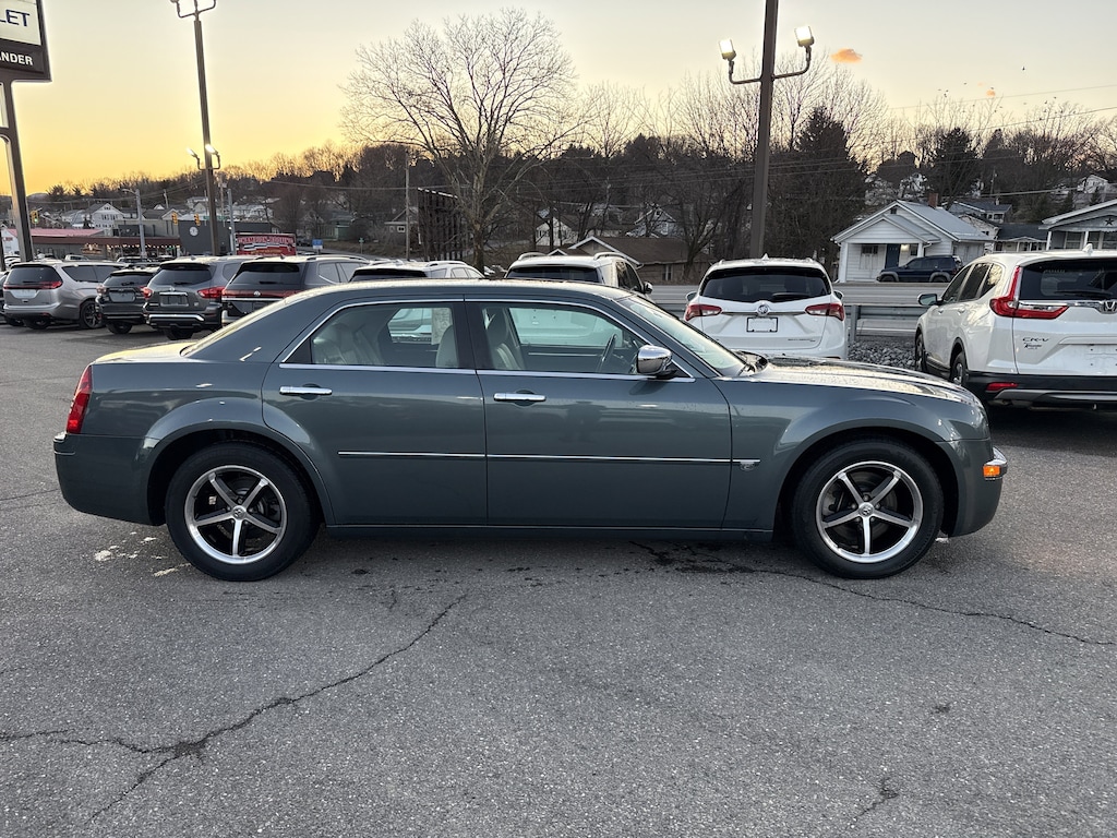 Used 2005 Chrysler 300 300C Sedan