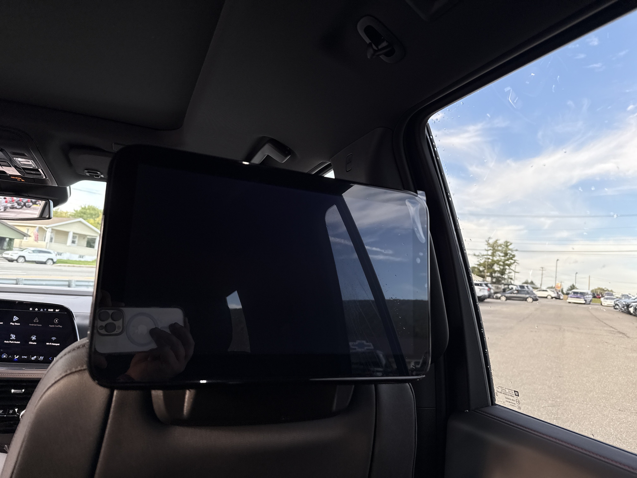 2027 Chevrolet Tahoe RST - Photo 33