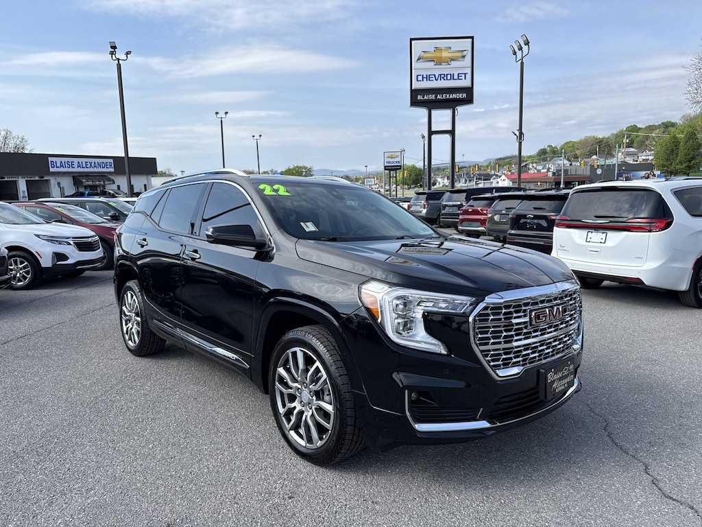 Used 2022 GMC Terrain Denali SUV