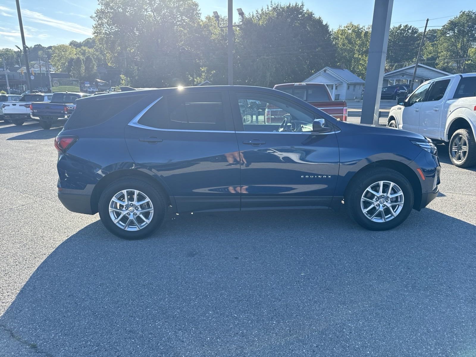 Used 2022 Chevrolet Equinox LT with VIN 3GNAXUEV9NL160648 for sale in Altoona, PA