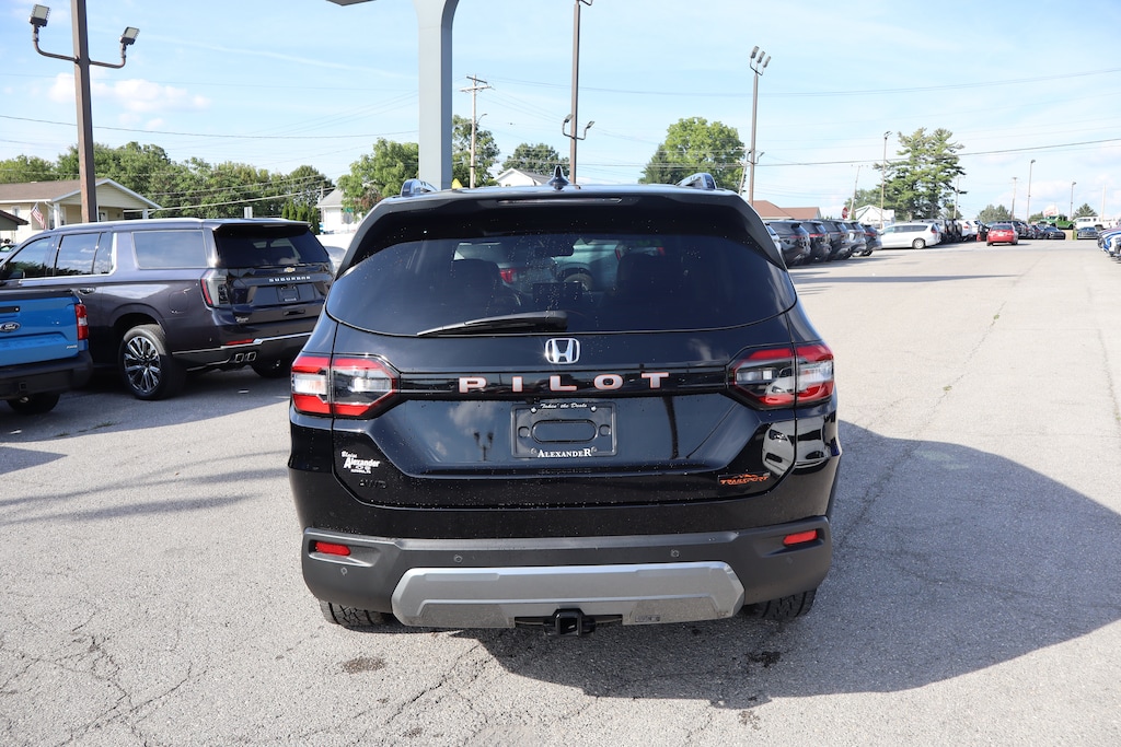 Used 2026 Honda Pilot TrailSport SUV