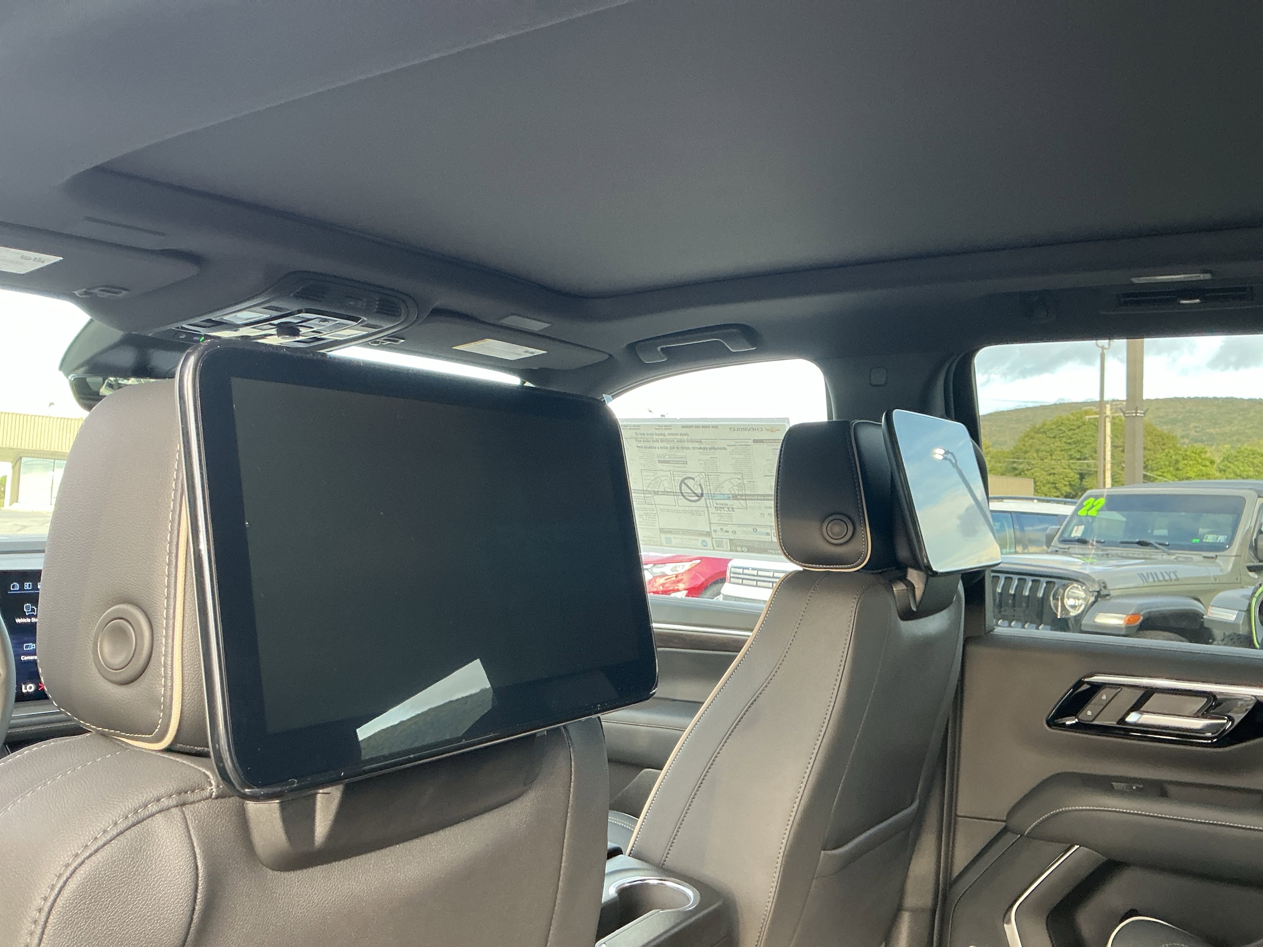 2026 Chevrolet Tahoe Premier - Photo 28
